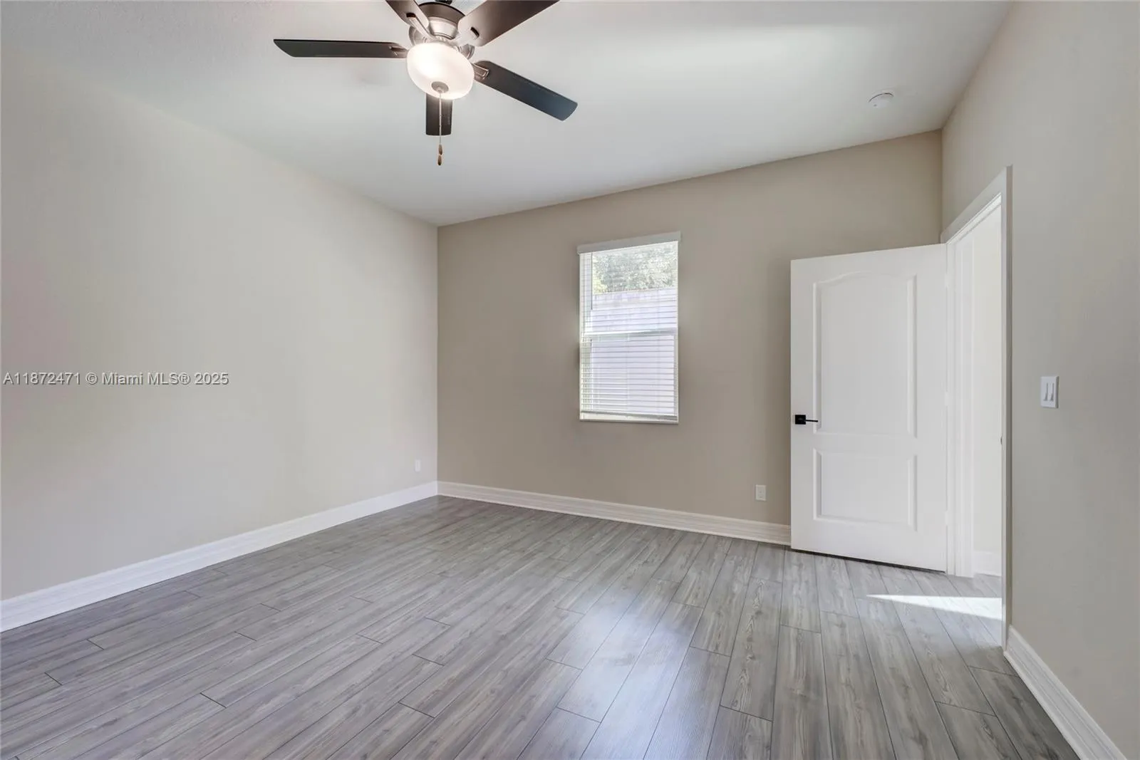 Fort Pierce, Florida 34947, United States, 4 Bedrooms Bedrooms, ,2 BathroomsBathrooms,Residential,Active,203660