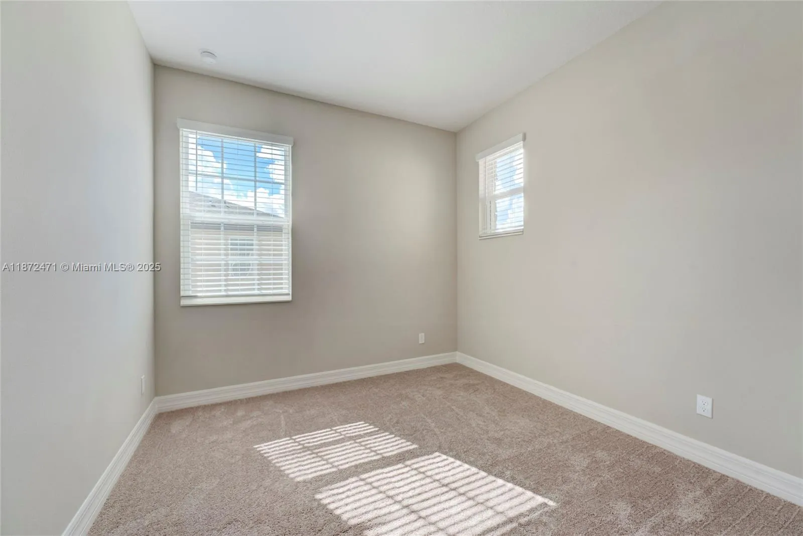 Fort Pierce, Florida 34947, United States, 4 Bedrooms Bedrooms, ,2 BathroomsBathrooms,Residential,Active,203660