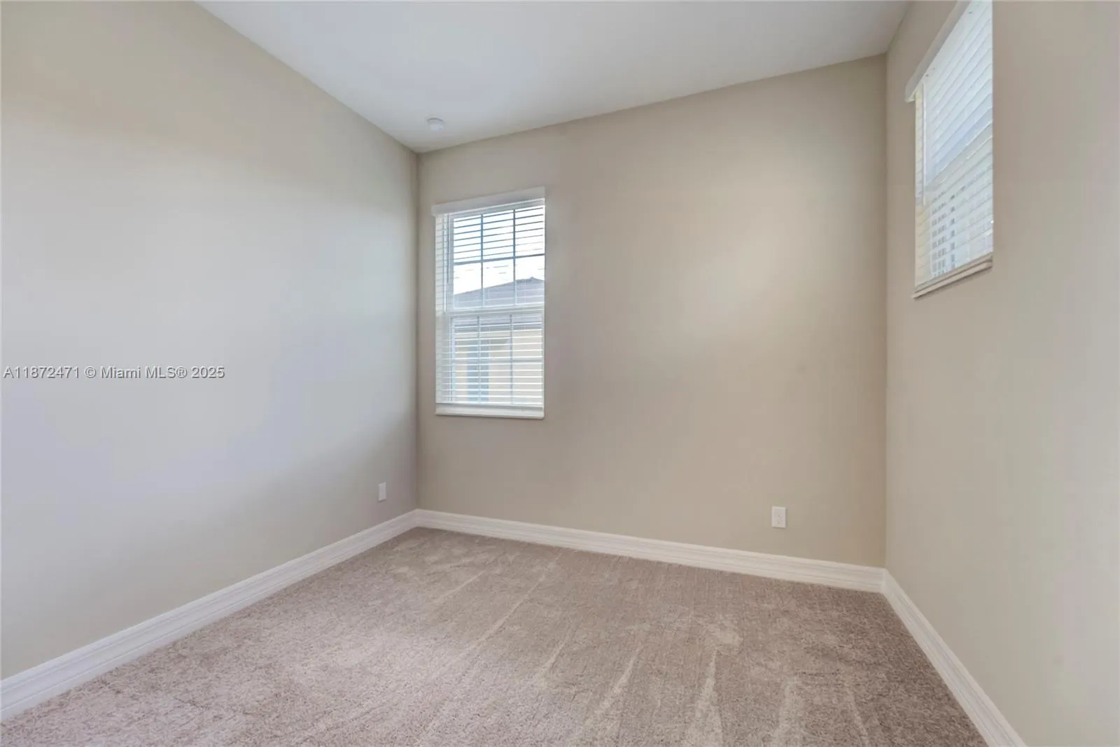 Fort Pierce, Florida 34947, United States, 4 Bedrooms Bedrooms, ,2 BathroomsBathrooms,Residential,Active,203660