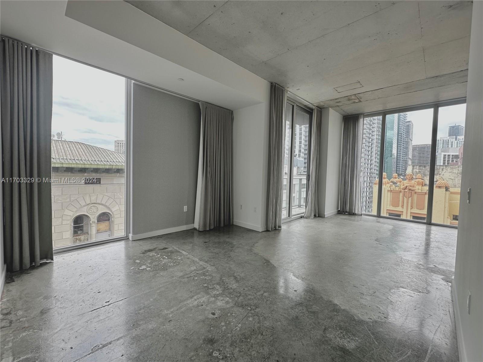 CENTRO CONDO - Residential