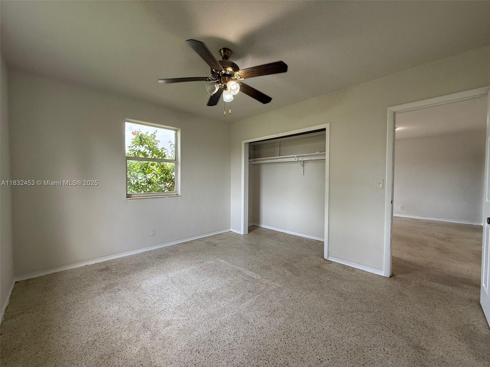 900 SW 5th St 2