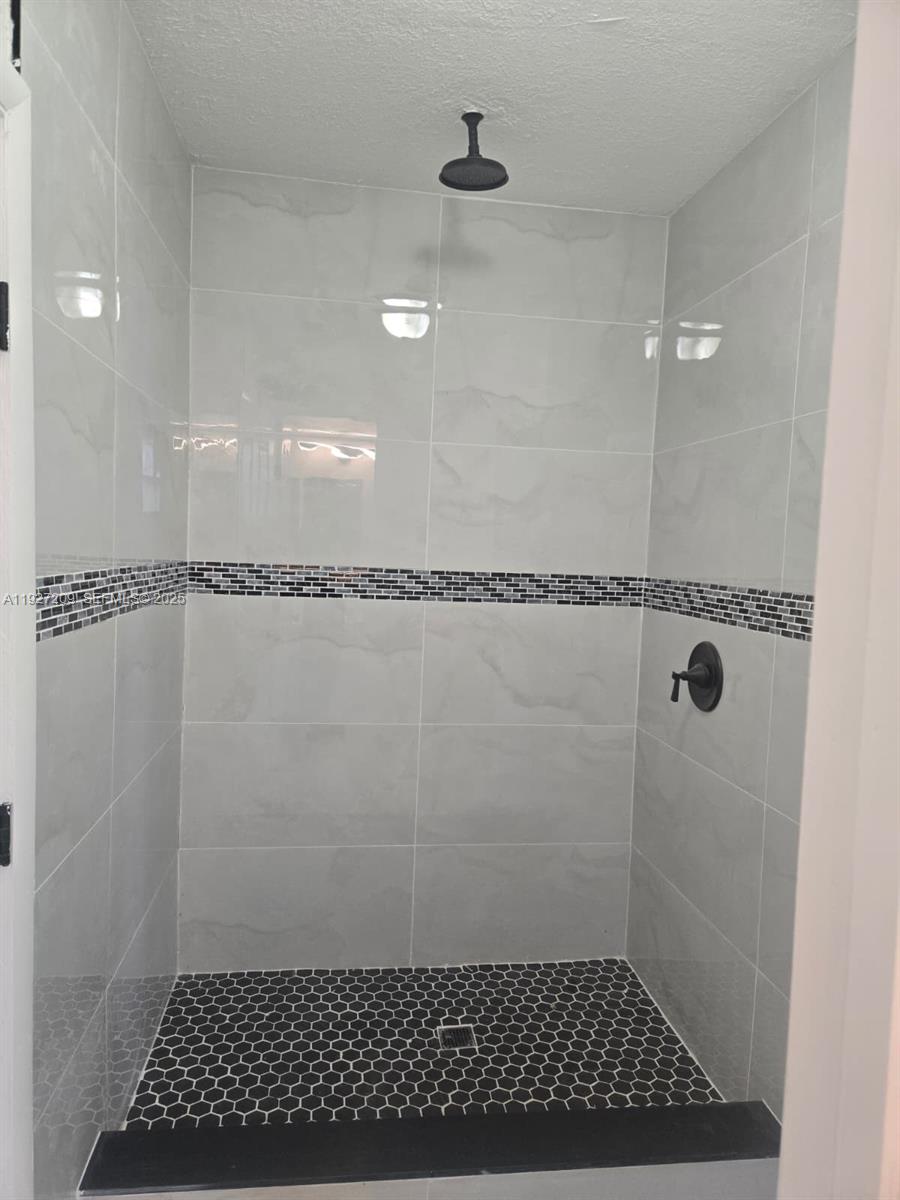 LINWOOD GARDENS NO 1 - Residential