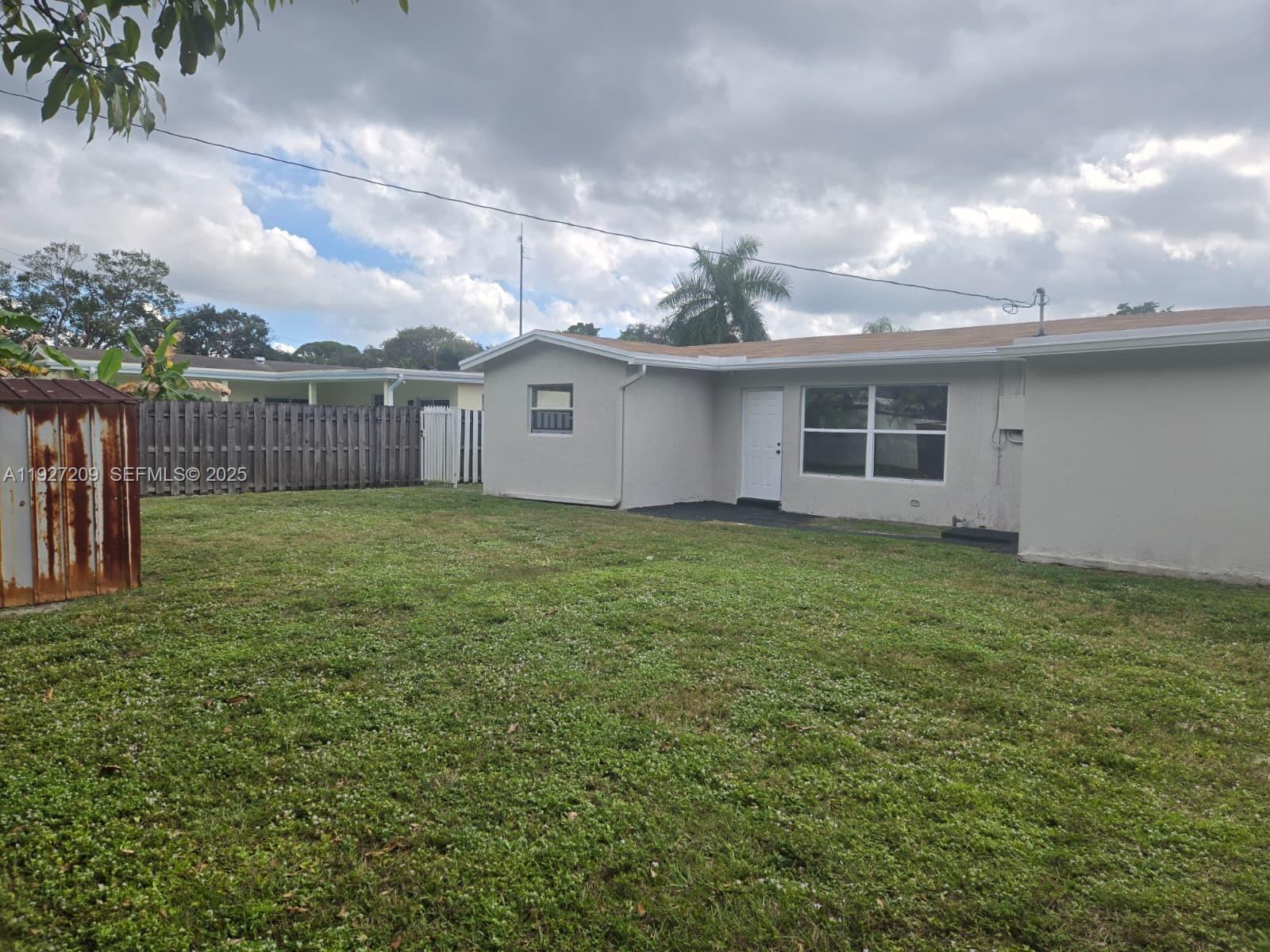 LINWOOD GARDENS NO 1 - Residential