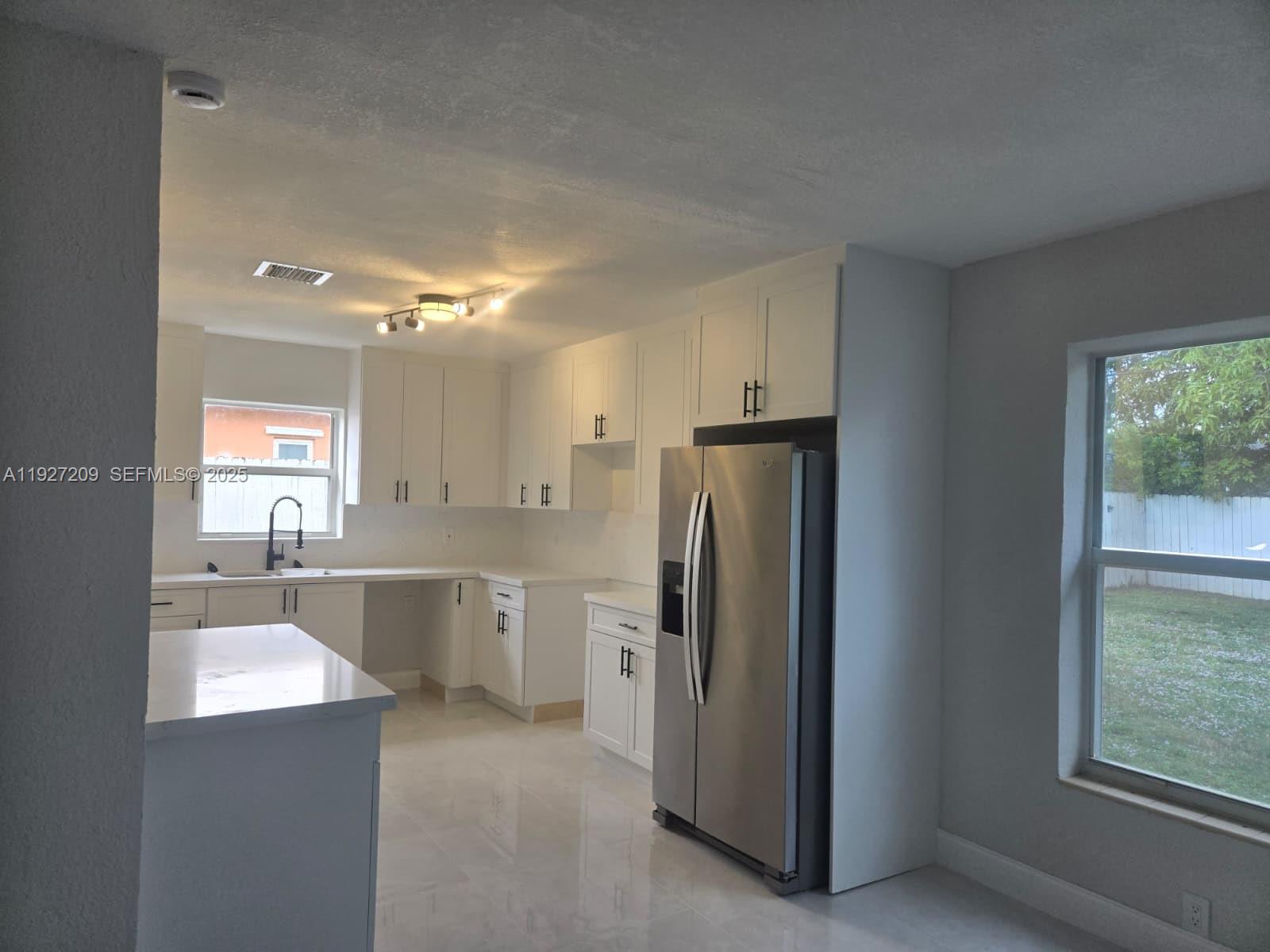 LINWOOD GARDENS NO 1 - Residential