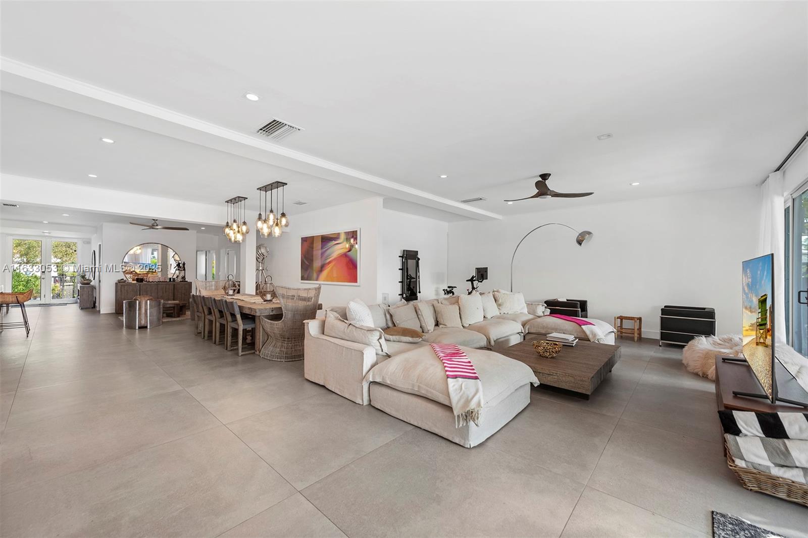 970 S Shore Dr