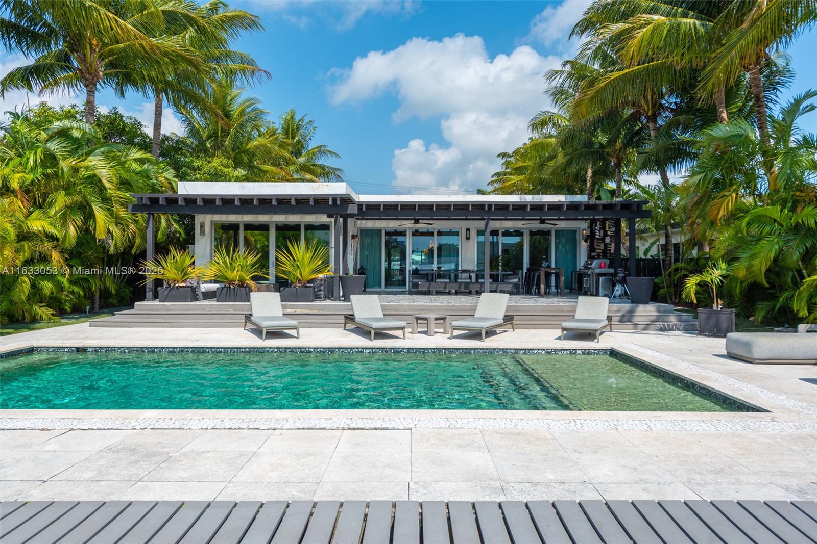 970 S Shore Dr