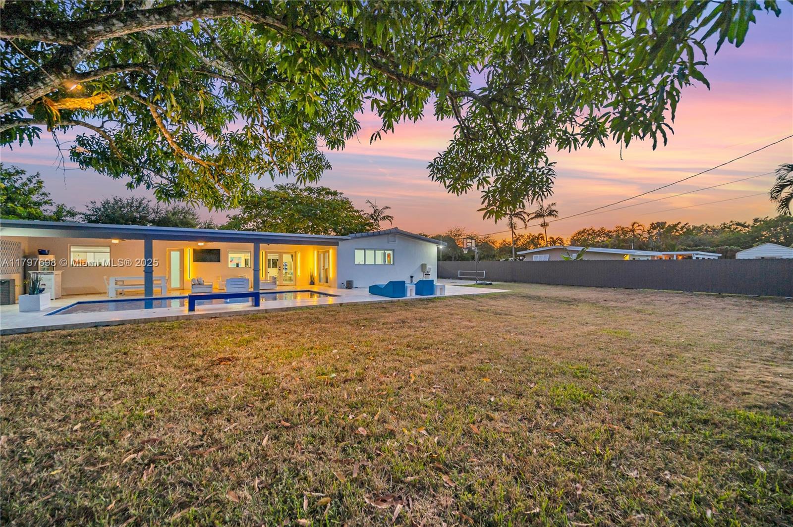 ARMSTRONG SUB - Residential