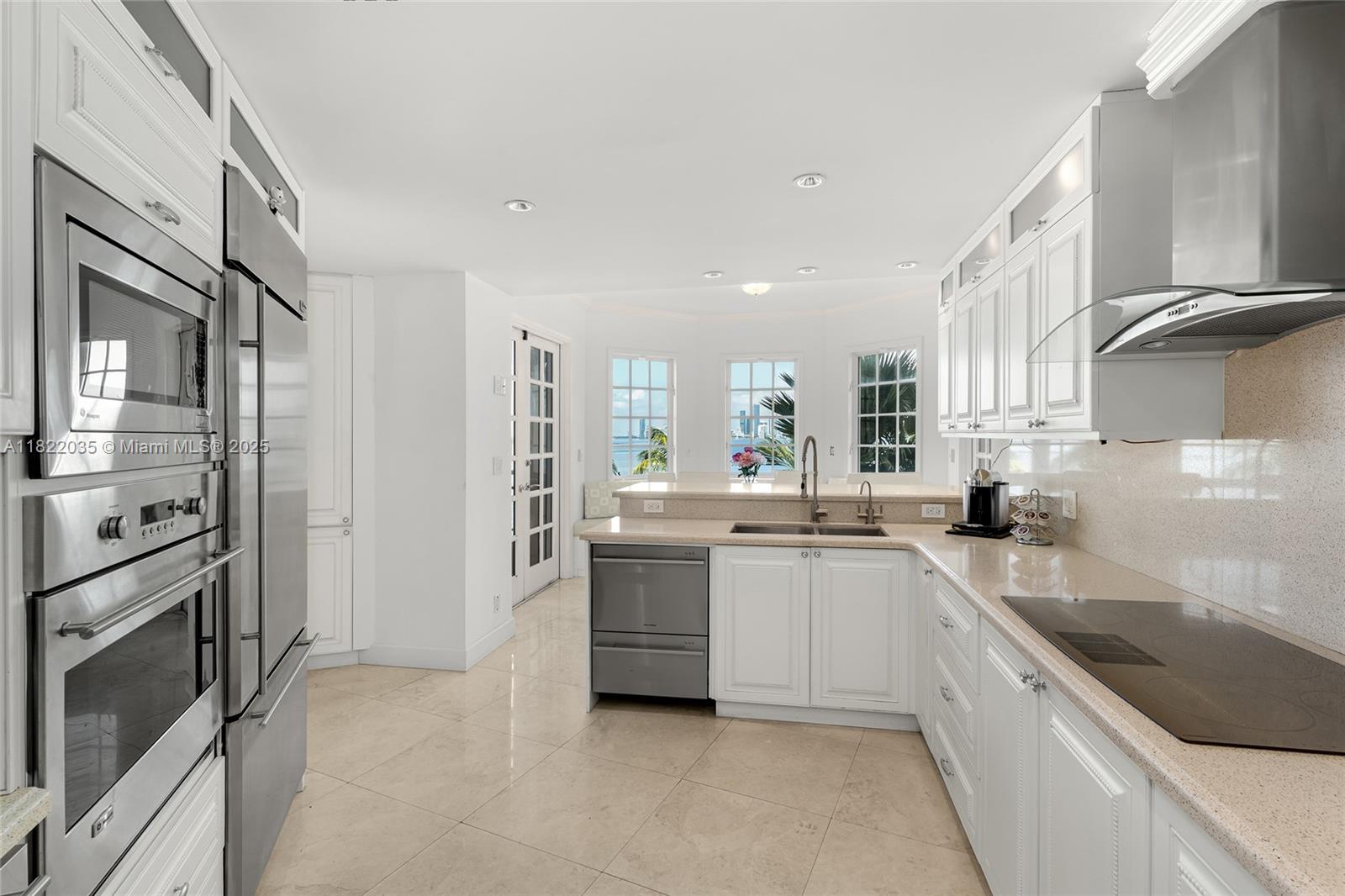 BAYVIEW FISHER ISL CONDO - Residential