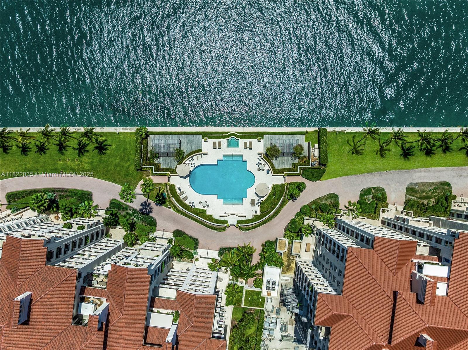 BAYVIEW FISHER ISL CONDO - Residential
