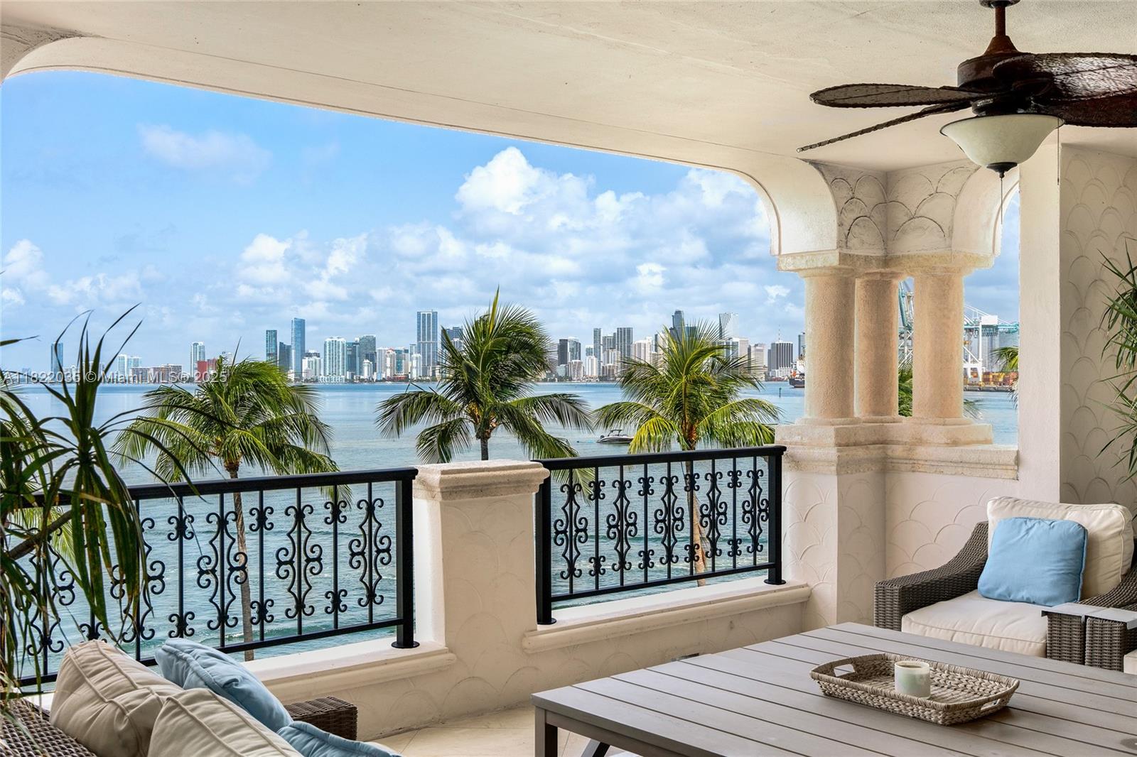 5233 Fisher Island Dr 5233