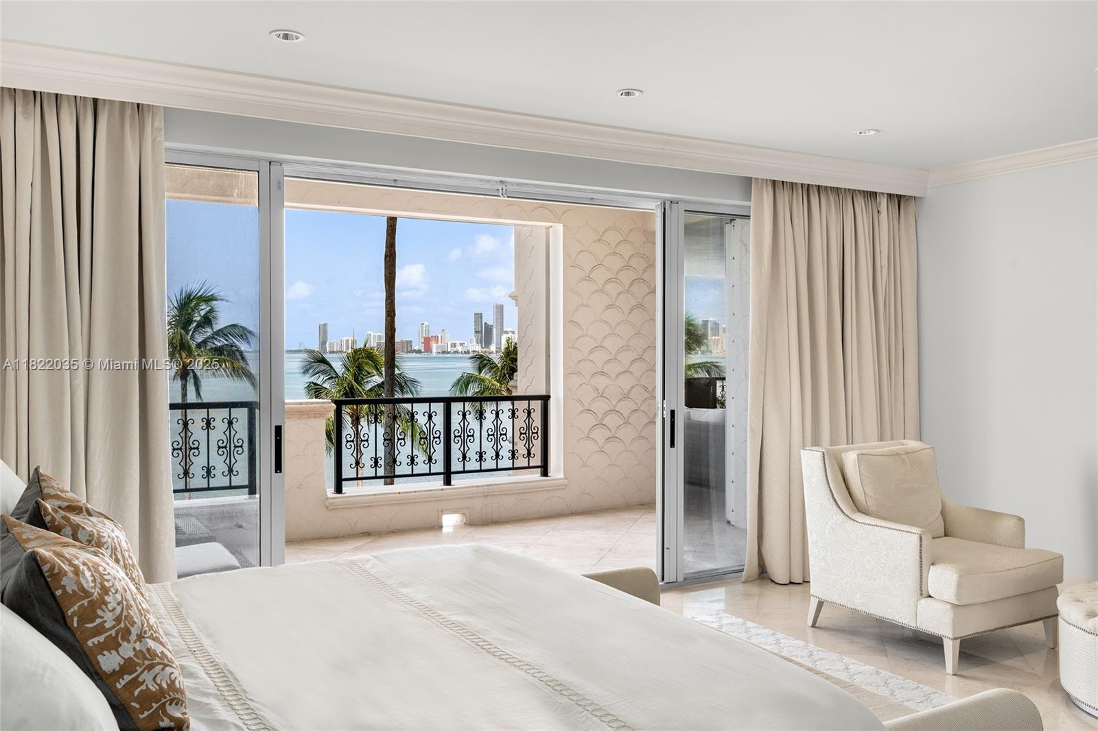 BAYVIEW FISHER ISL CONDO - Residential