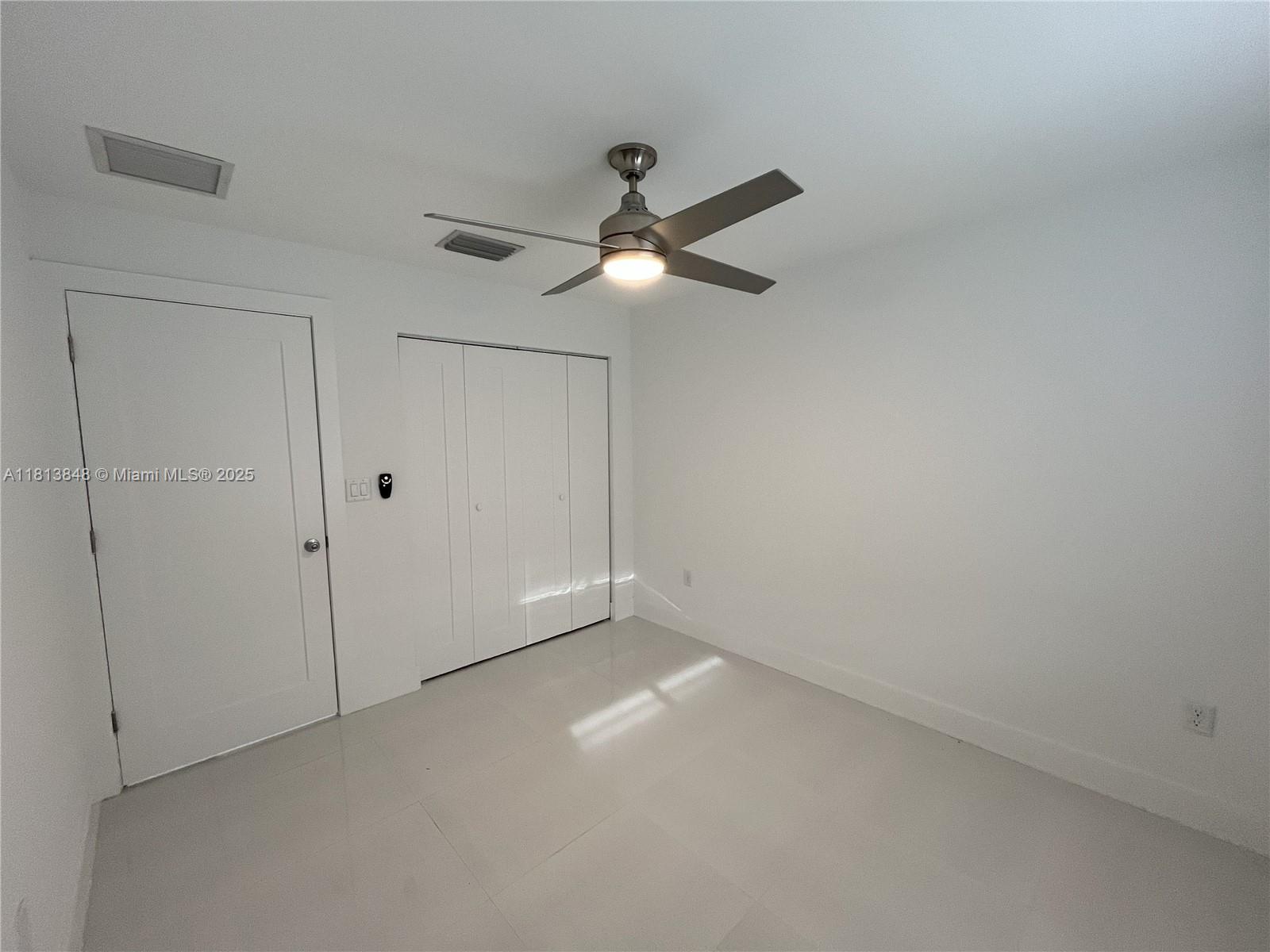 KINGSWOOD MANOR - Residential Lease