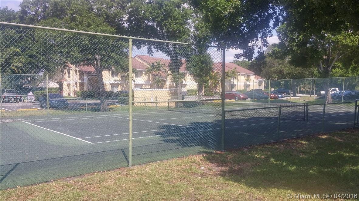 Sailboat Pointe Condo - Residential Lease