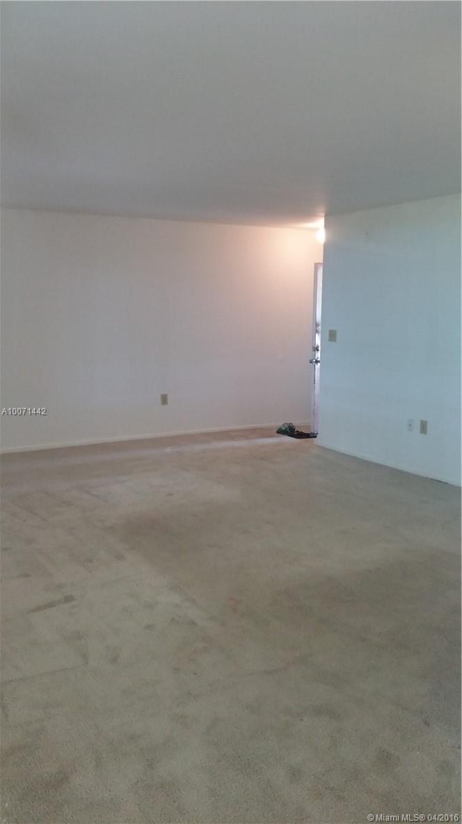 Sailboat Pointe Condo - Residential Lease