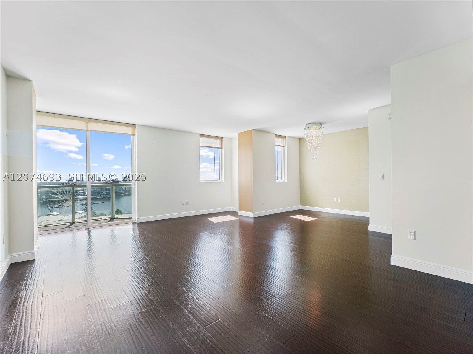 244 Biscayne Blvd 1803