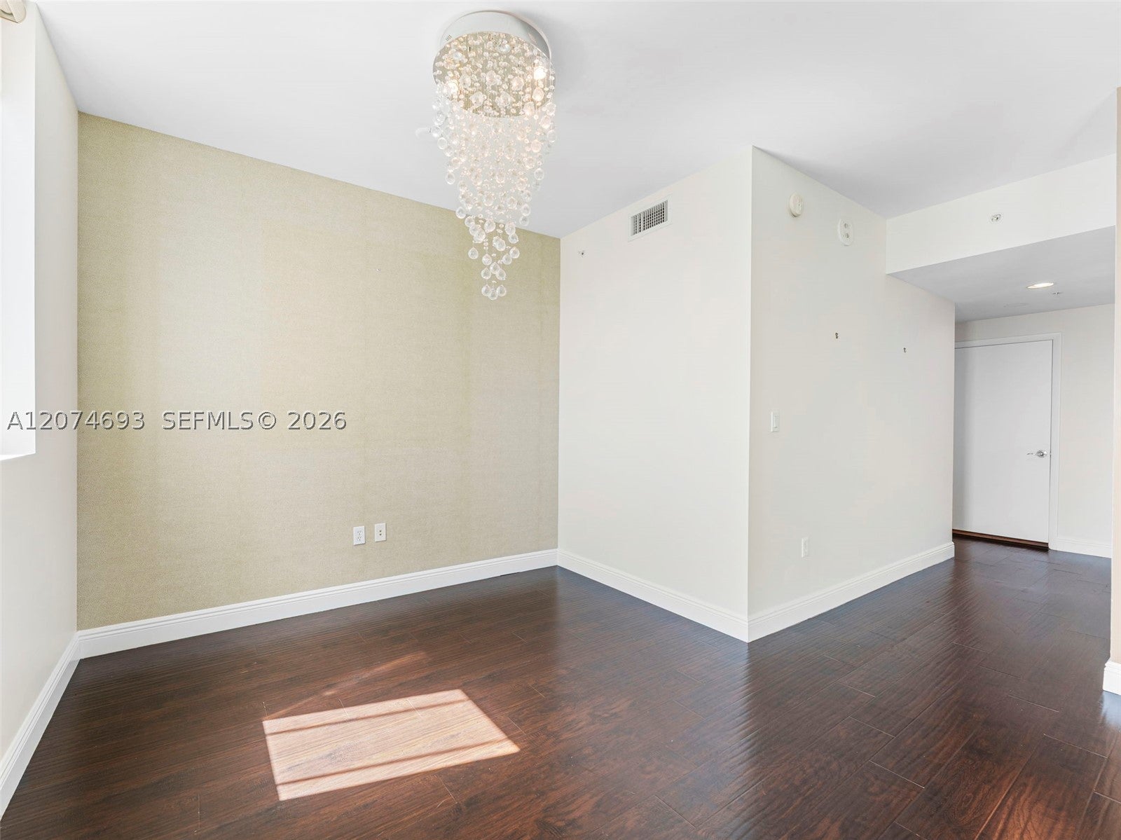 244 Biscayne Blvd 1803