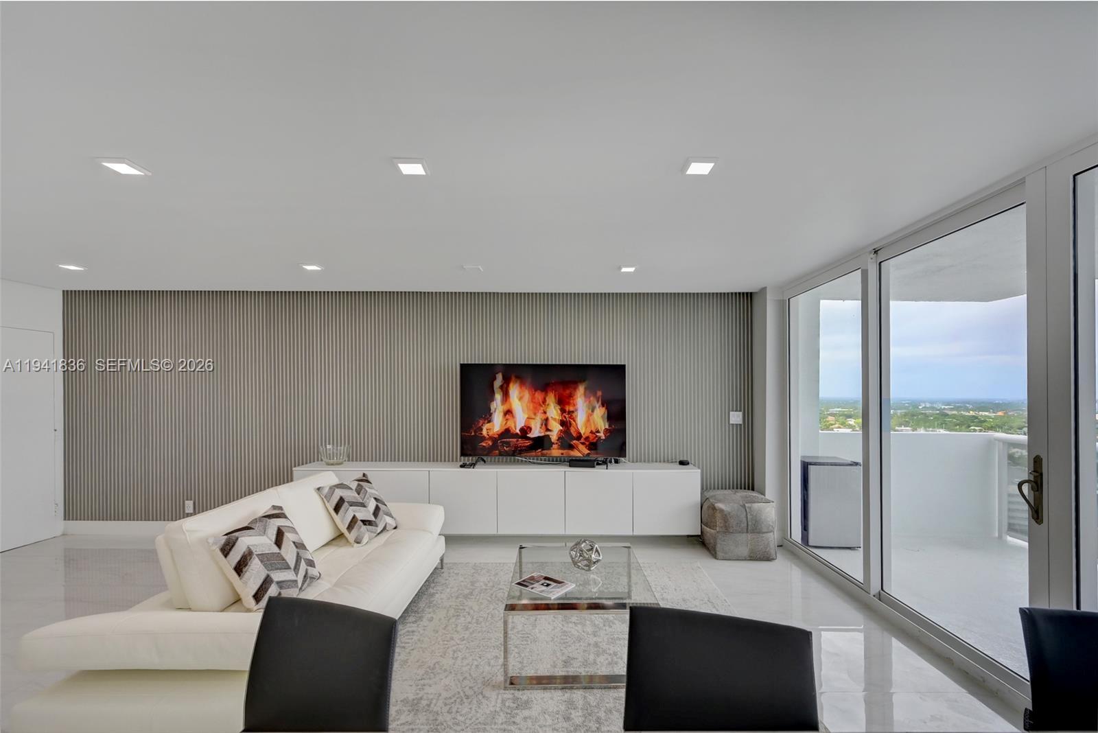 EMBASSY TOWER II INC COND - Residential