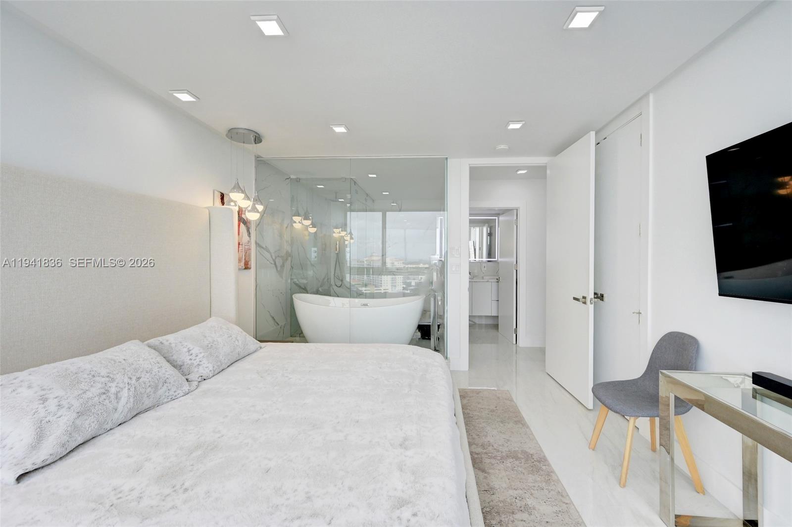 EMBASSY TOWER II INC COND - Residential