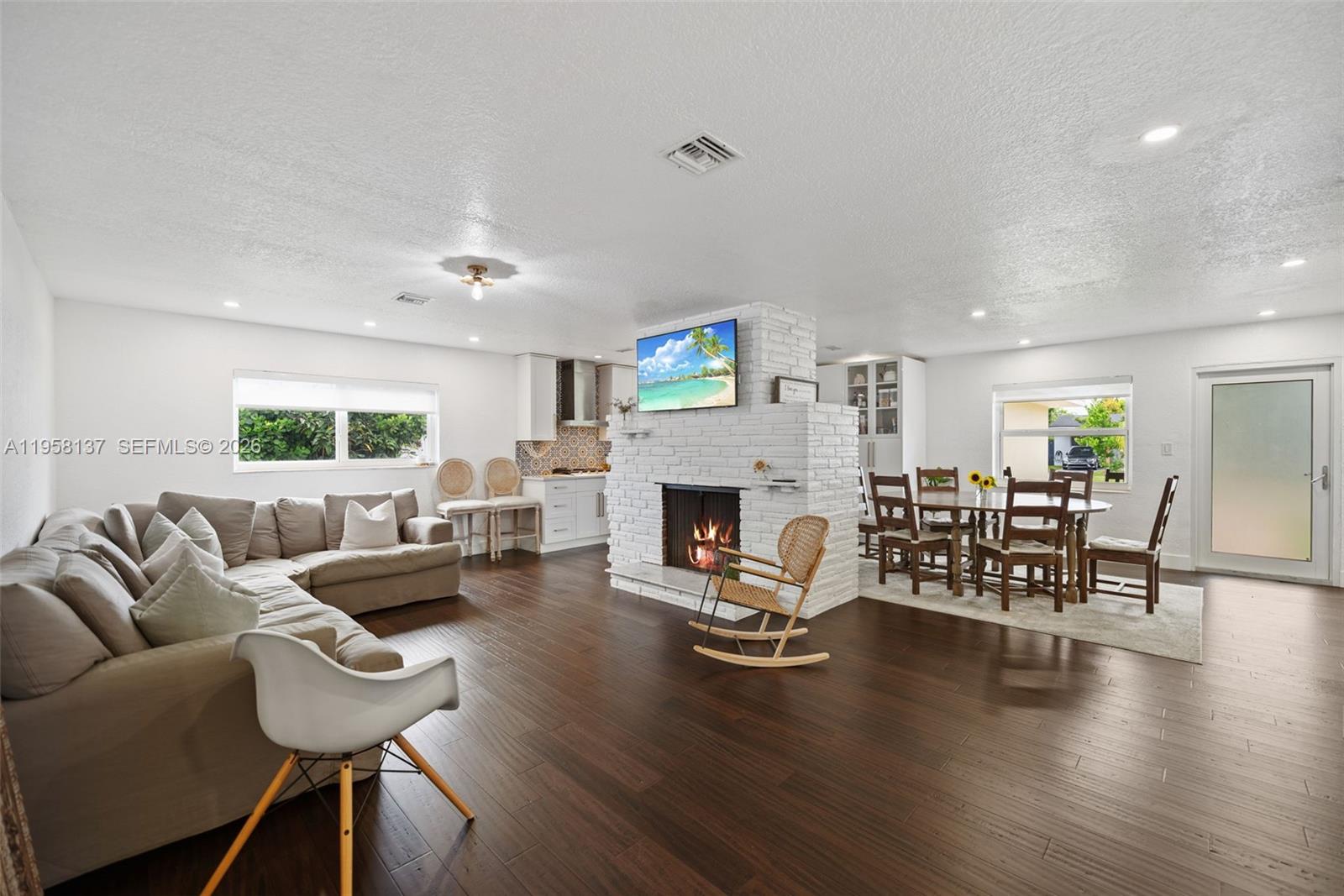 SOUTH CORAL HOMES SEC 1 - Residential