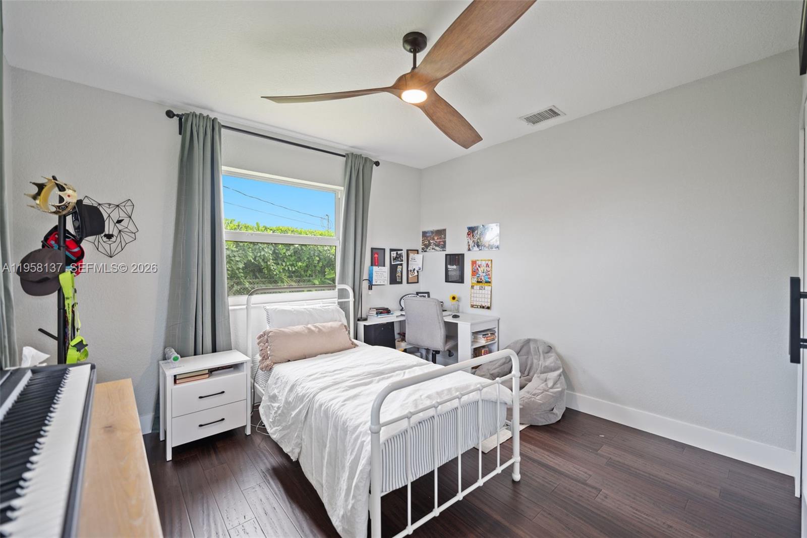 SOUTH CORAL HOMES SEC 1 - Residential