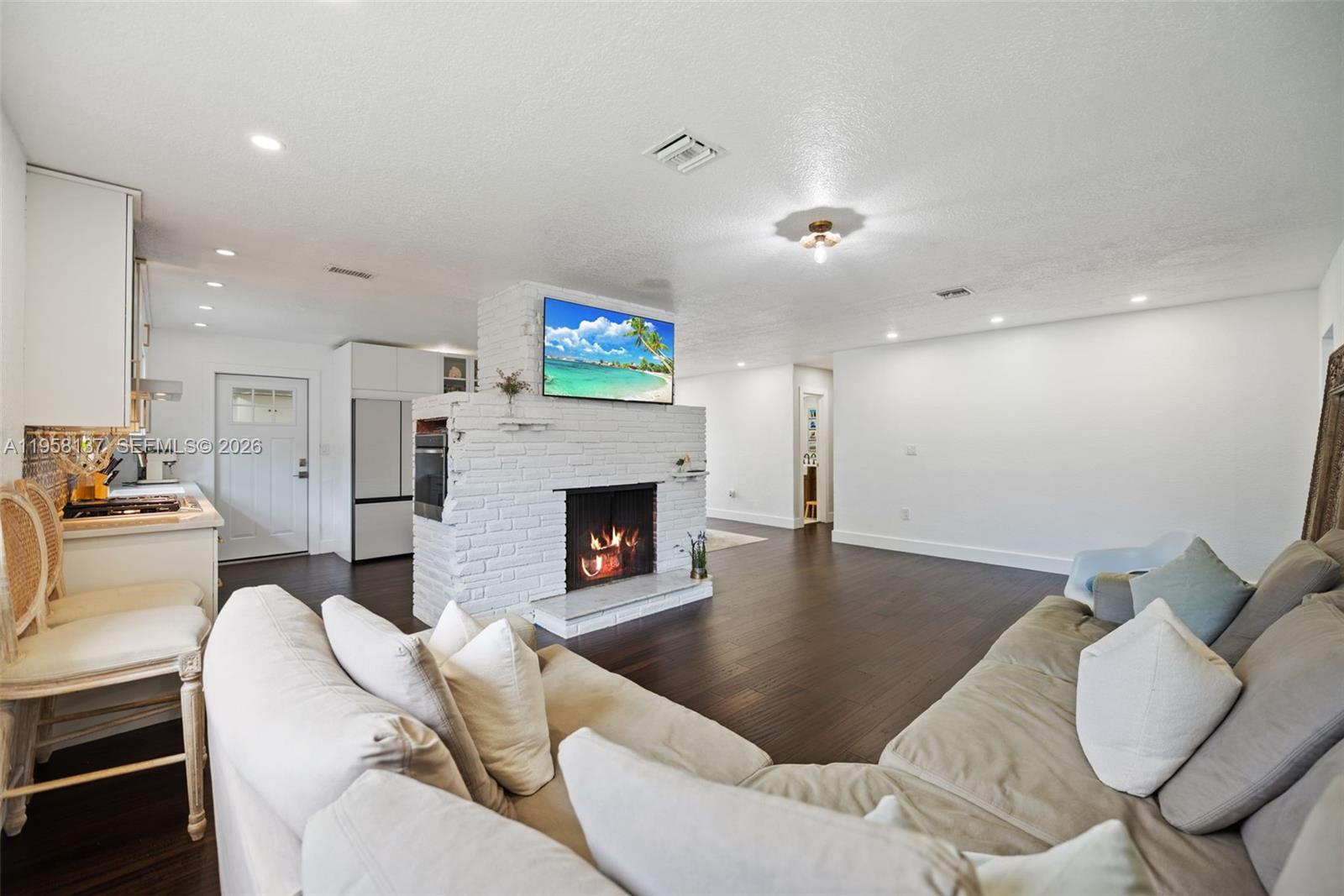 SOUTH CORAL HOMES SEC 1 - Residential