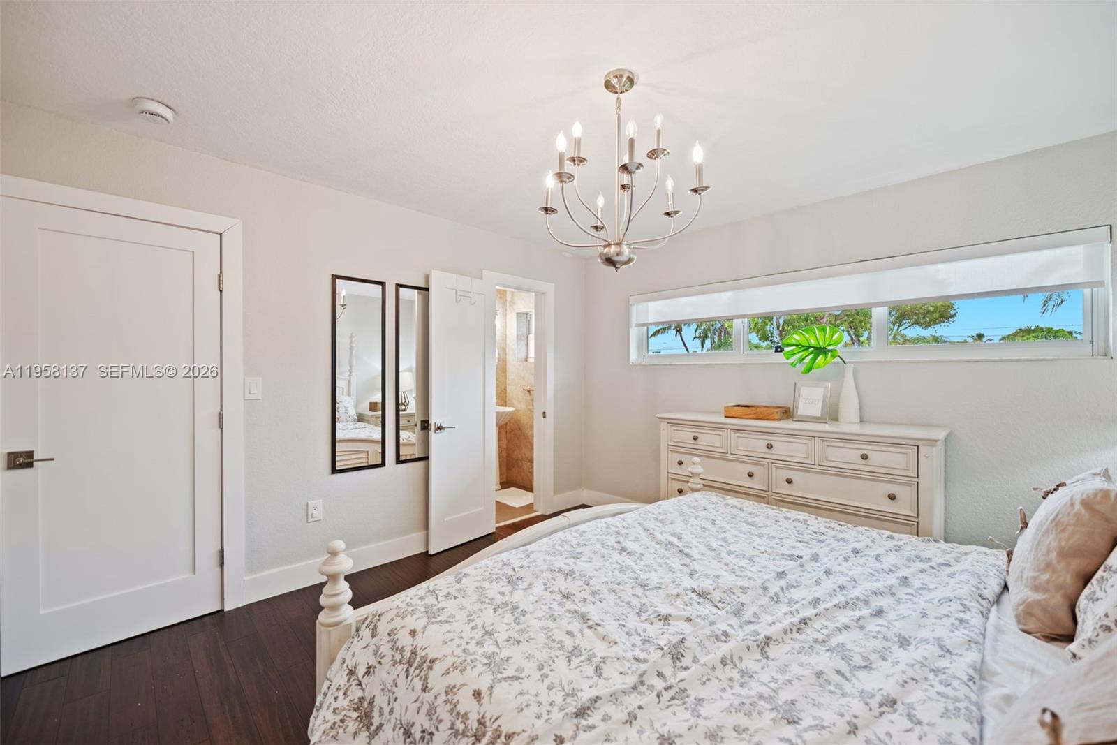 SOUTH CORAL HOMES SEC 1 - Residential