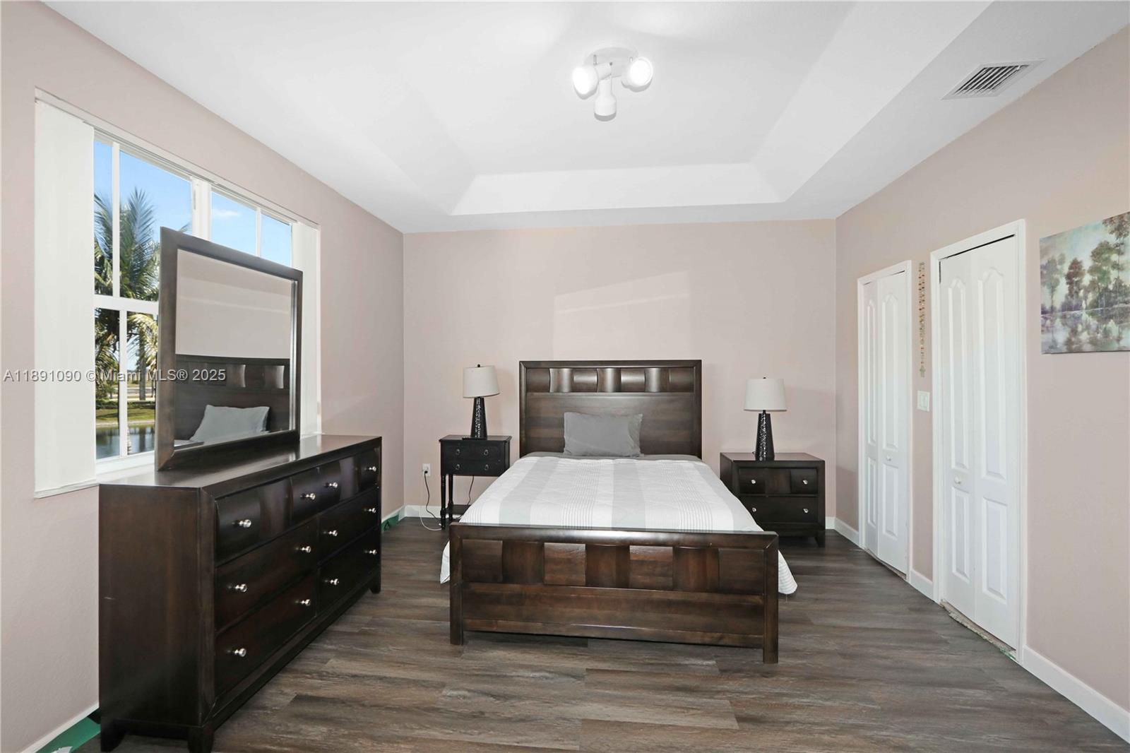 GRAND LAKES PHASE I - Residential Lease