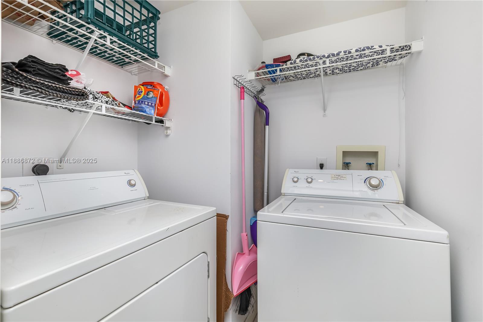 THE WAVERLY AT SOUTH BEAC - Residential