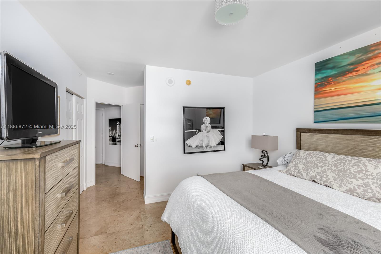 THE WAVERLY AT SOUTH BEAC - Residential