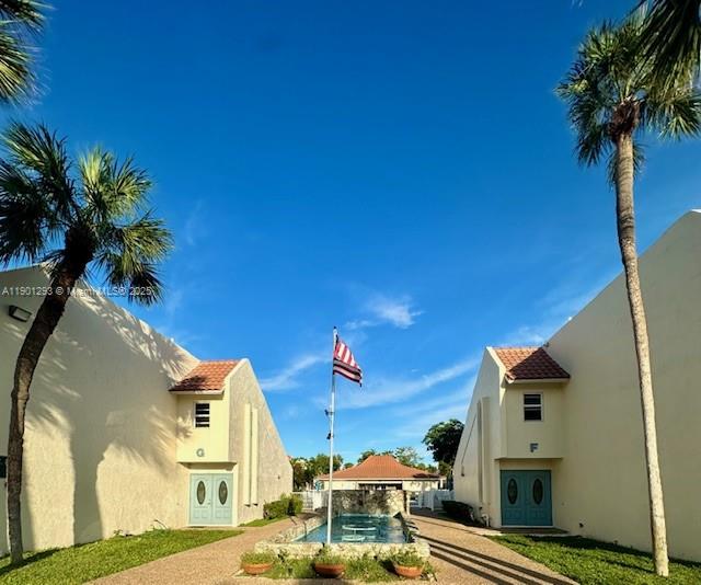 DEERFIELD PINES CONDO - Residential