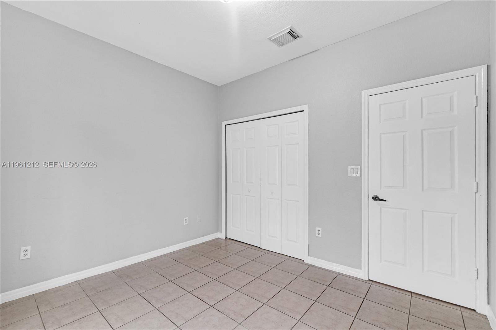 LEEWARD AT ISLANDS AT DOR - Residential Lease