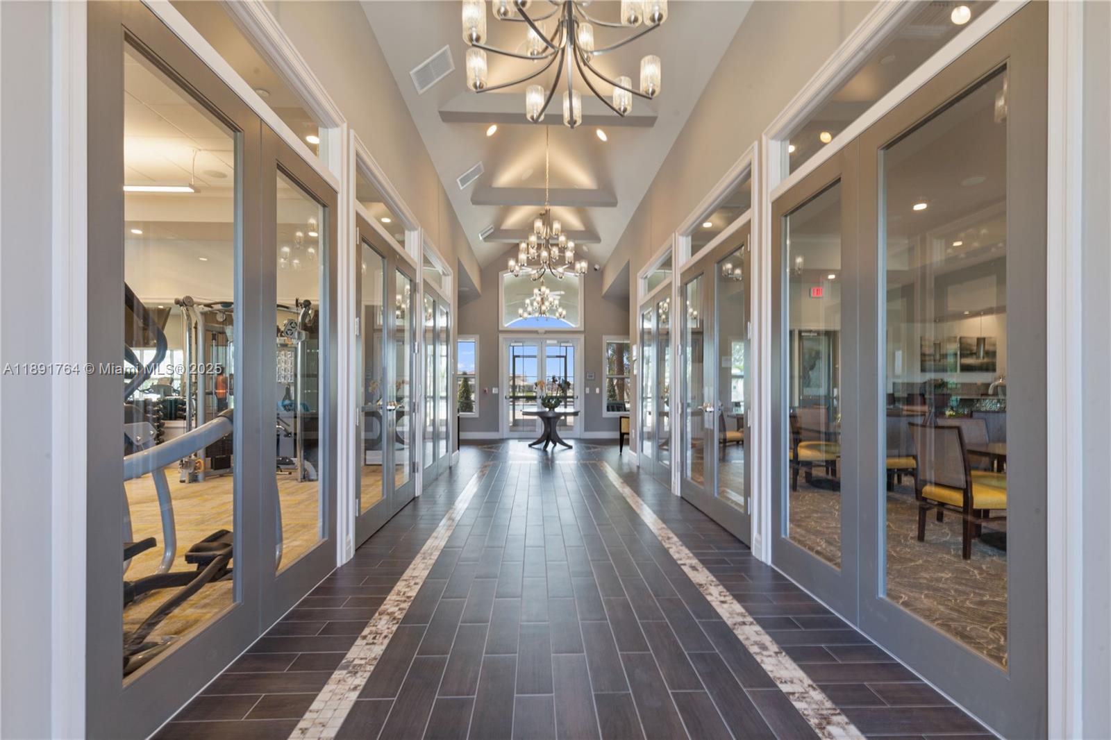 PARKVIEW AT HILLCREST - Residential Lease