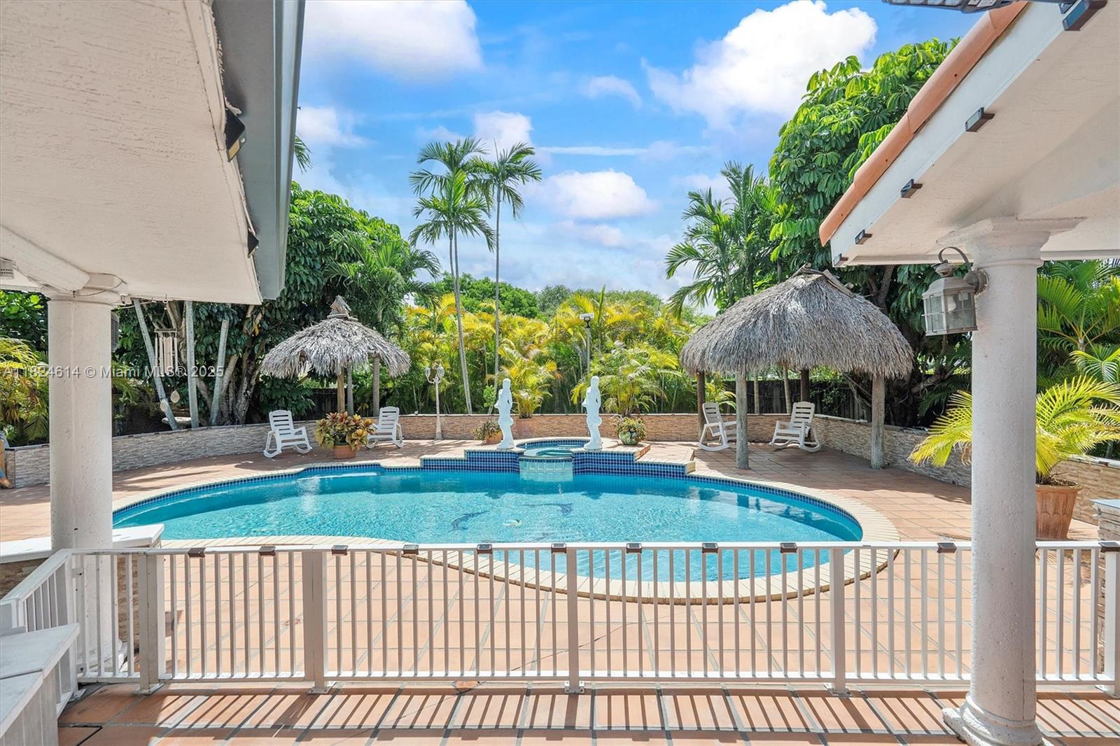 DEVON-AIRE ESTATES SEC 4 - Residential