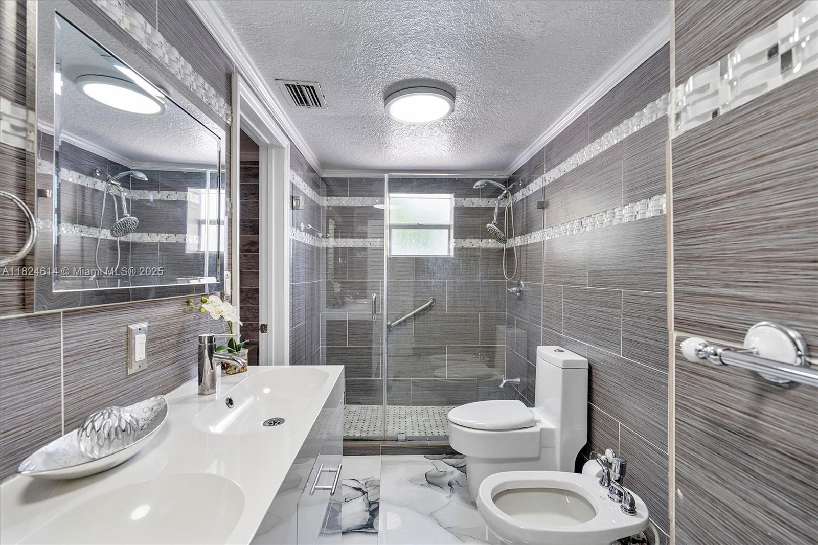 DEVON-AIRE ESTATES SEC 4 - Residential