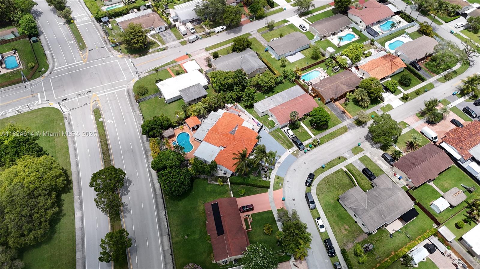 DEVON-AIRE ESTATES SEC 4 - Residential