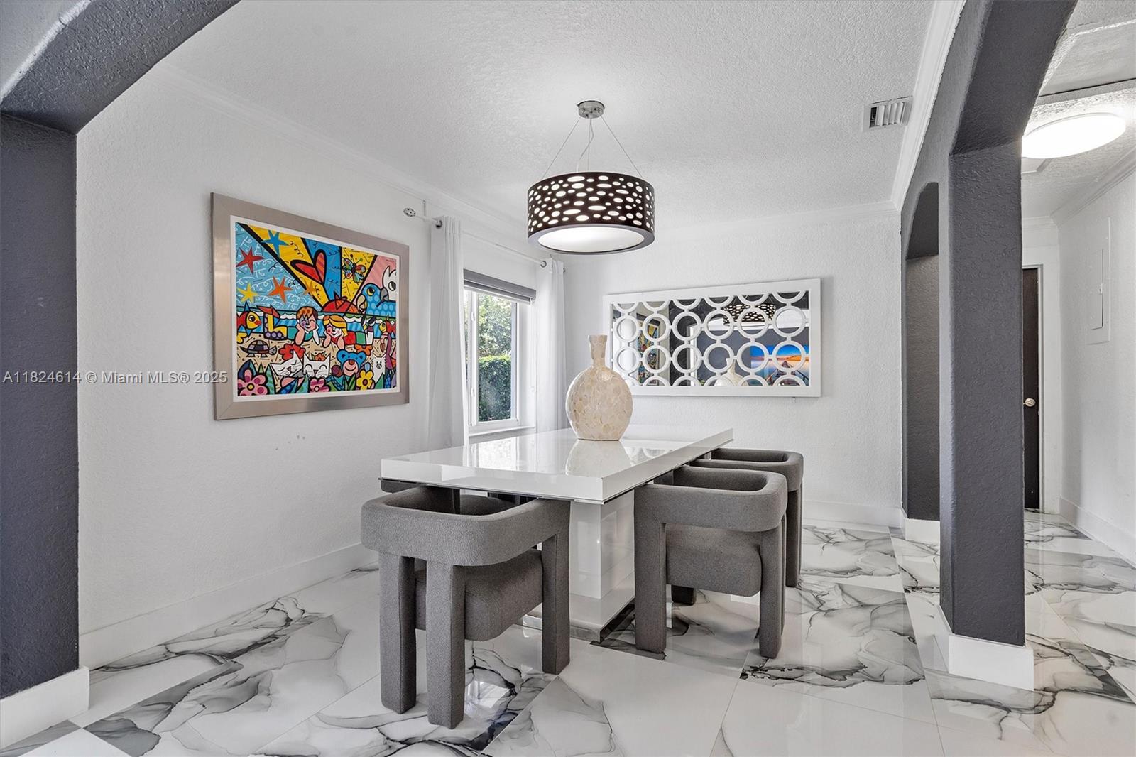 DEVON-AIRE ESTATES SEC 4 - Residential