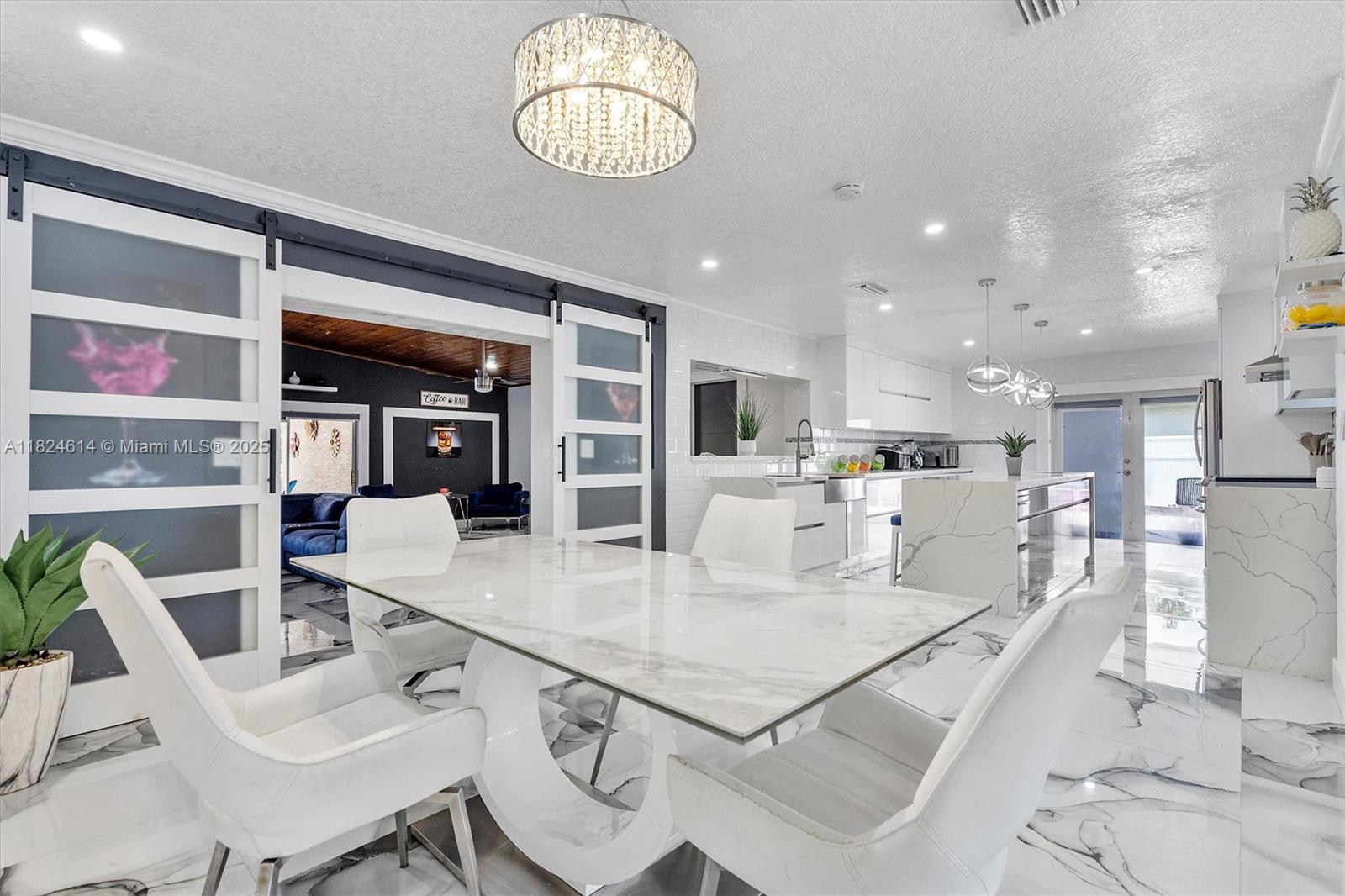 DEVON-AIRE ESTATES SEC 4 - Residential