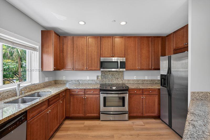 EVERGLADES LAND SALES CO - Residential