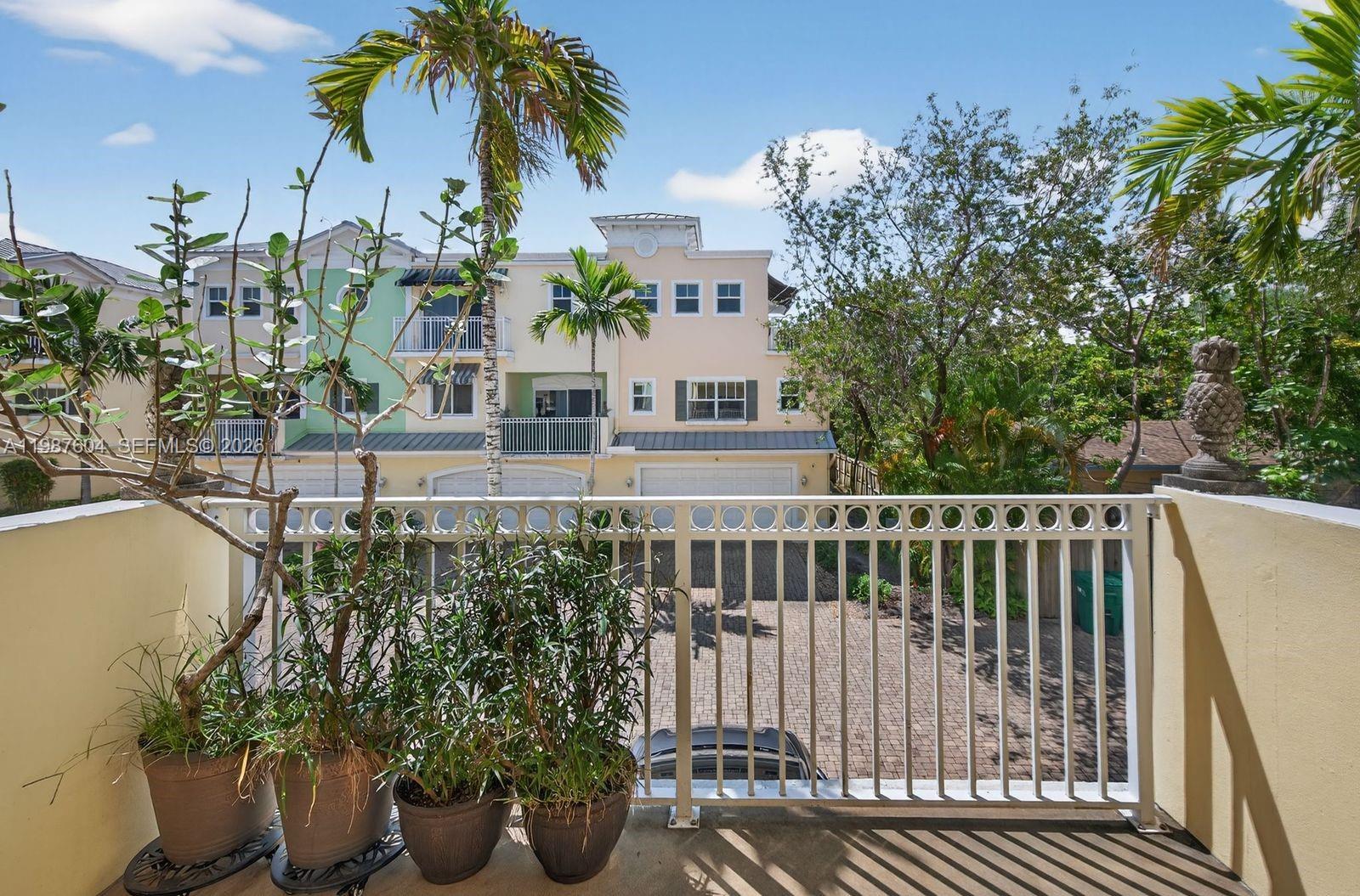 EVERGLADES LAND SALES CO - Residential