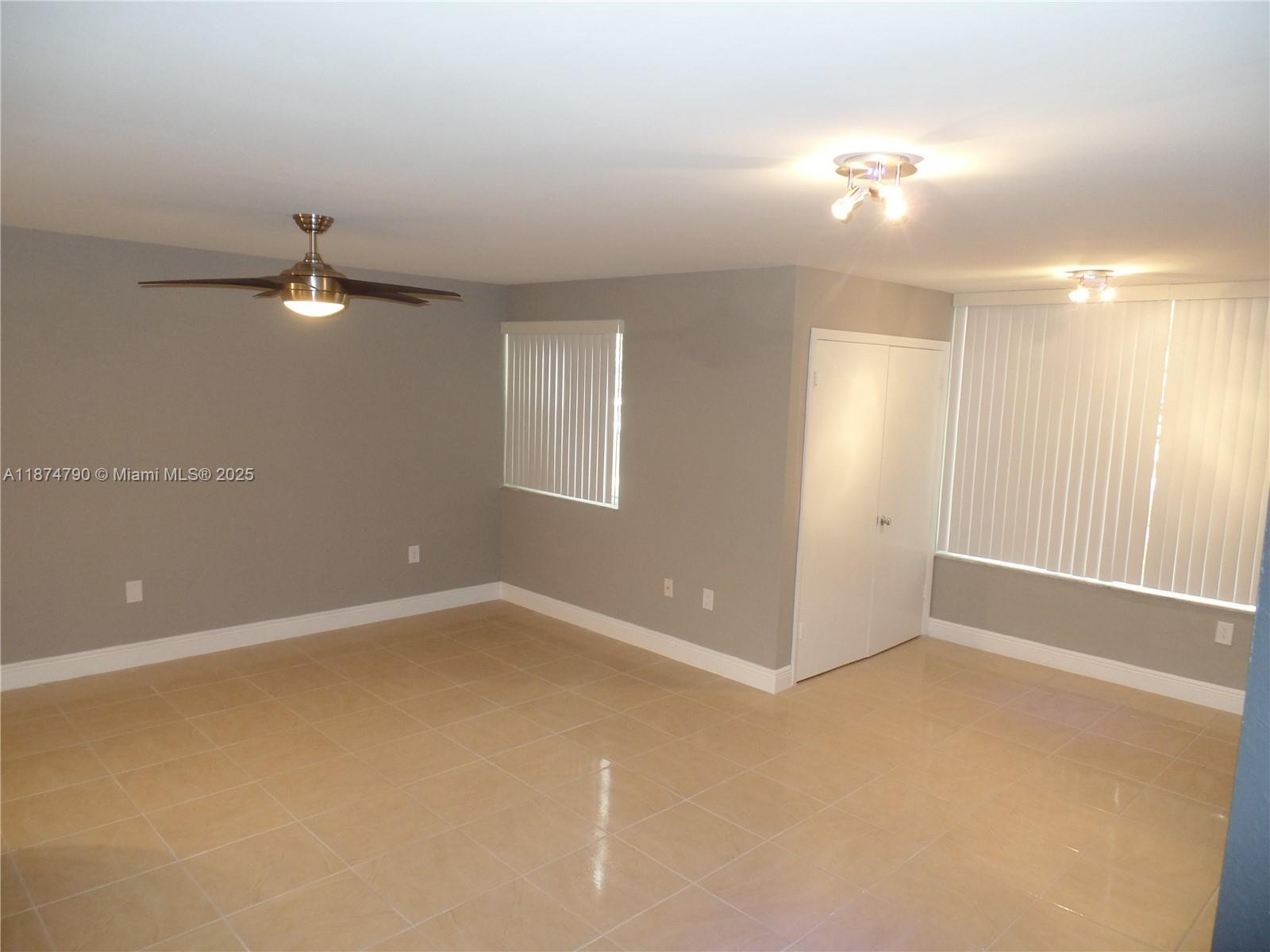 LAKEVIEW CLUB CONDO - Residential Lease