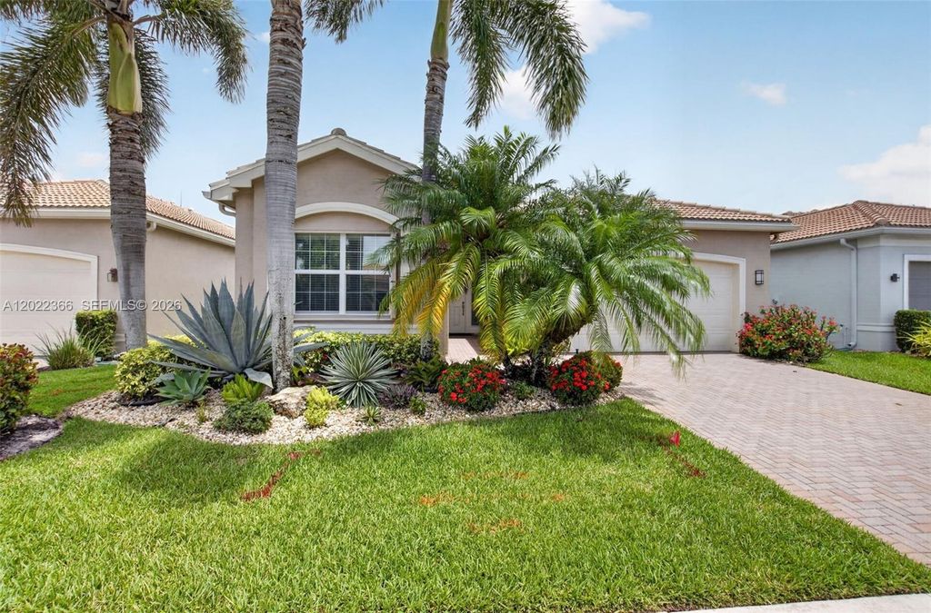 Photo of 9289 Clearhill Rd, Boynton Beach, FL 33473 (MLS # A12022366)