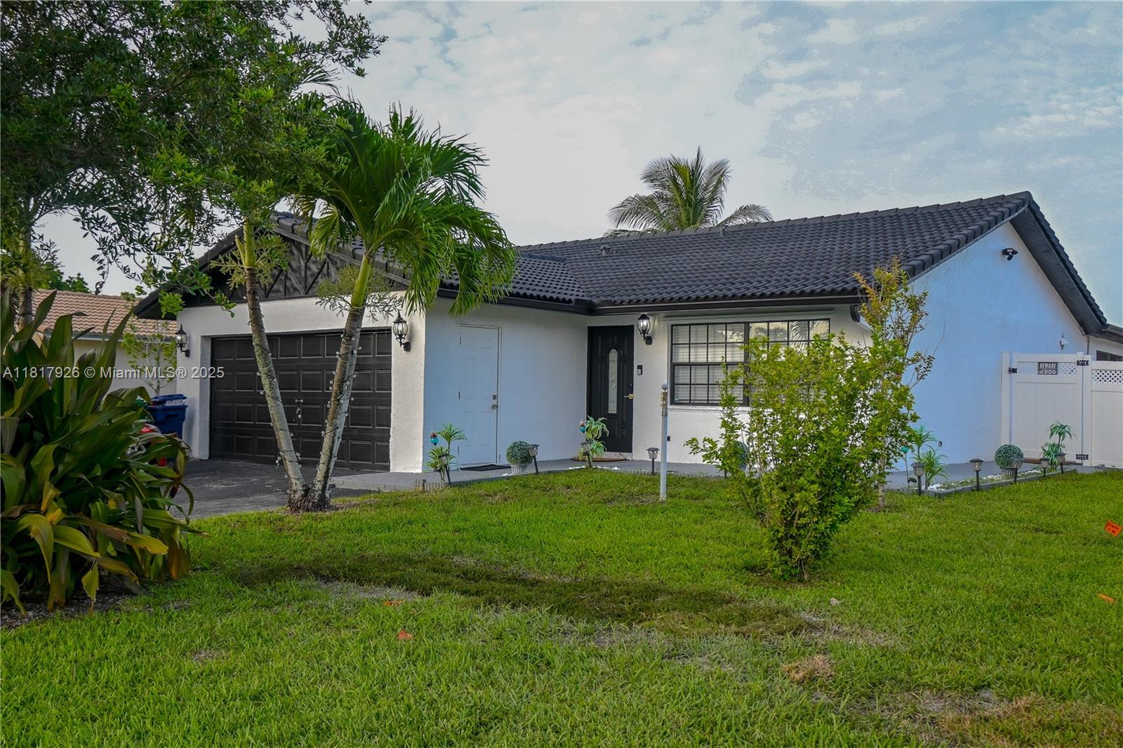 Property for Sale at 2449 Nw 123rd Ave, Coral Springs, Broward County, Florida - Bedrooms: 3 
Bathrooms: 2  - $635,000