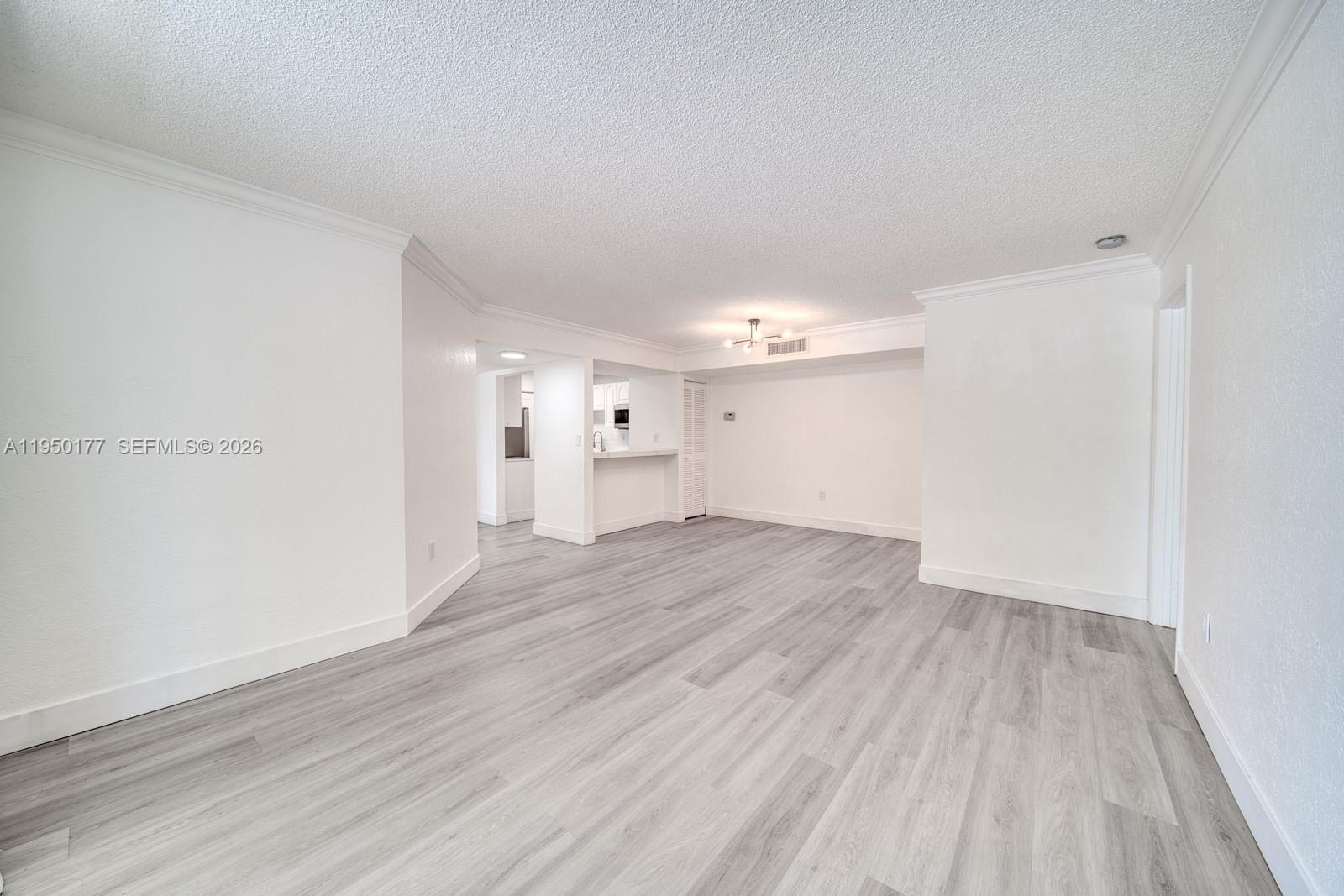 PALM COVE COND - Residential