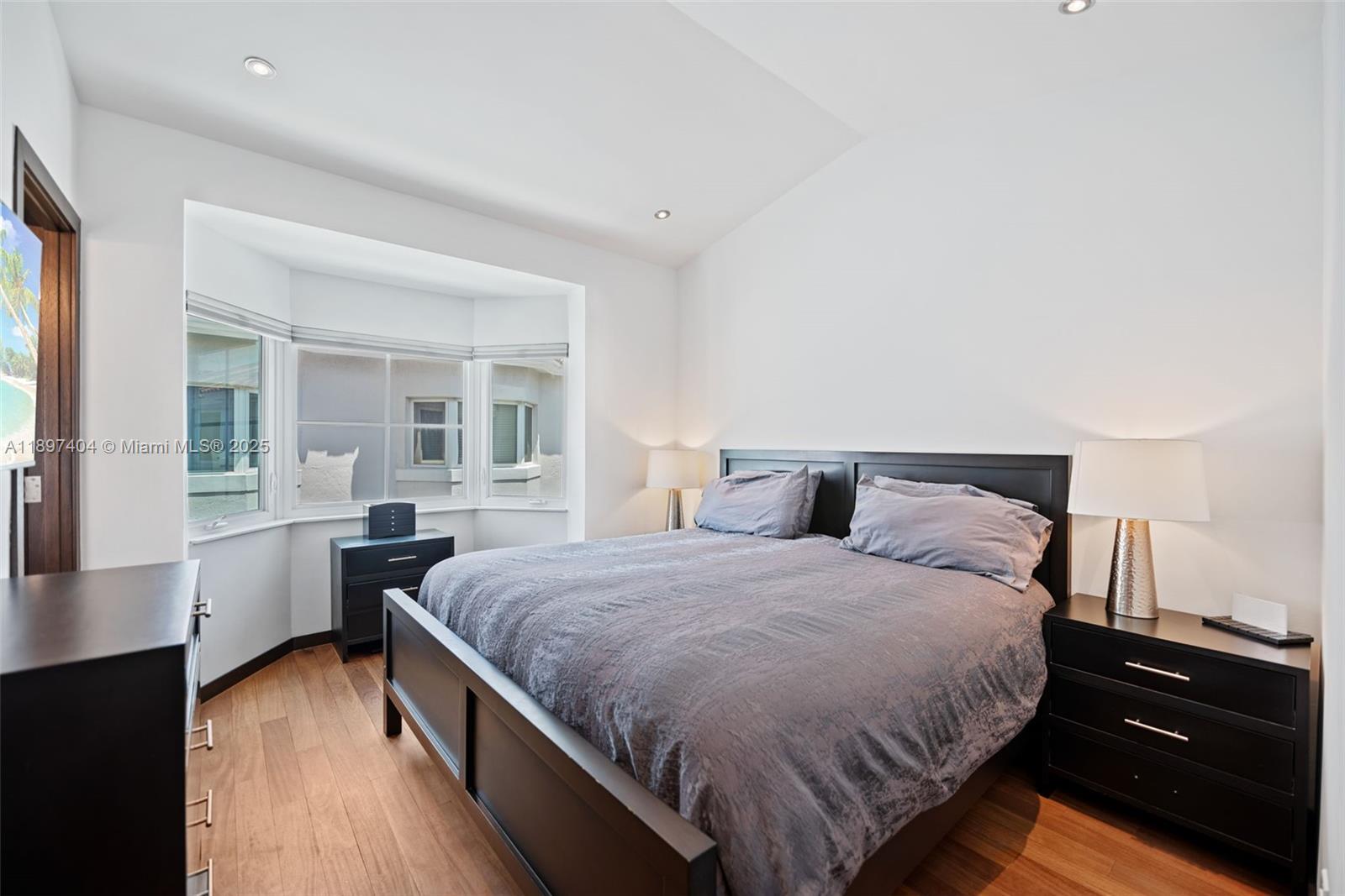 GABLES COURT TOWNHOMES CO - Residential