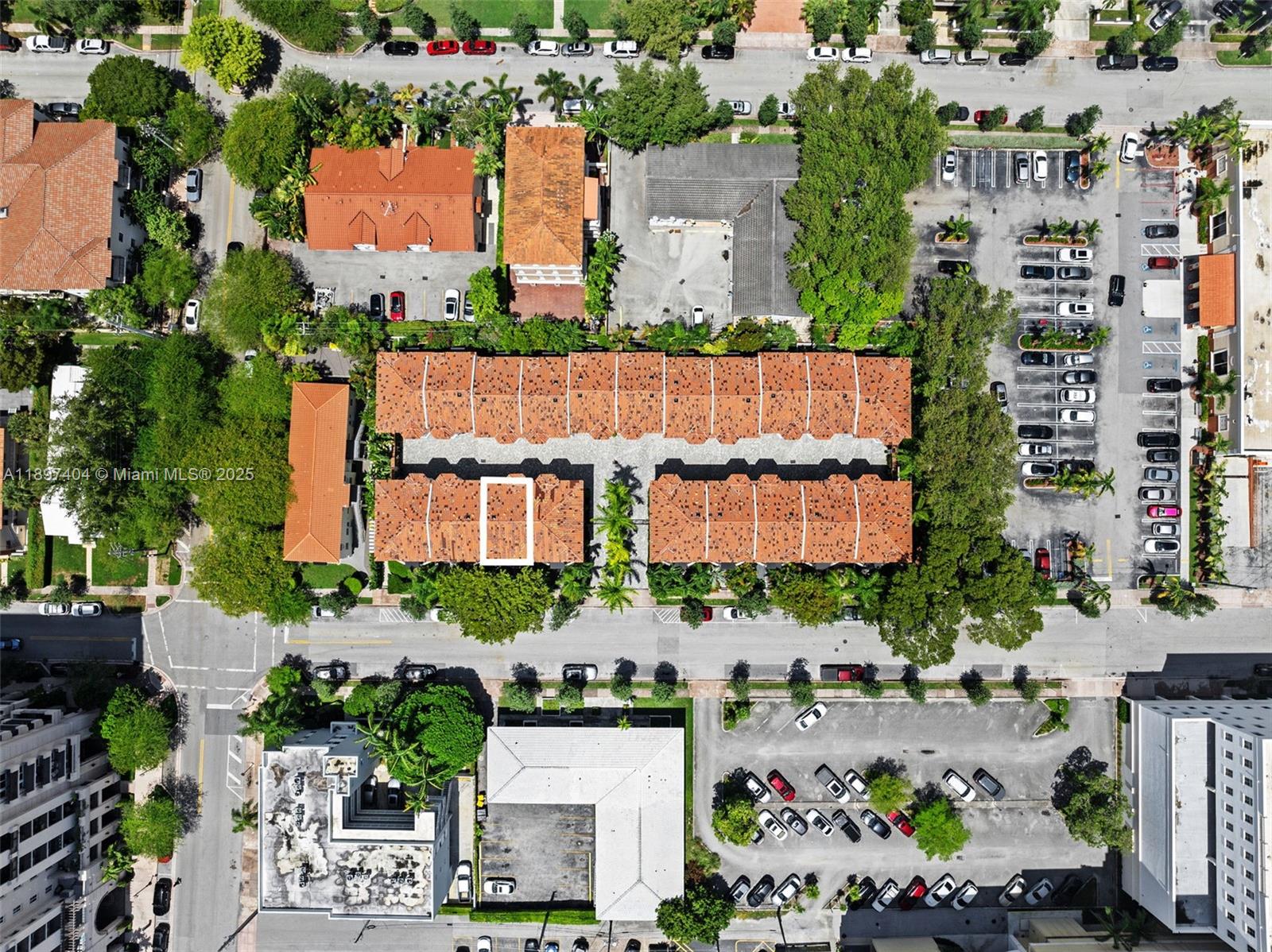 GABLES COURT TOWNHOMES CO - Residential