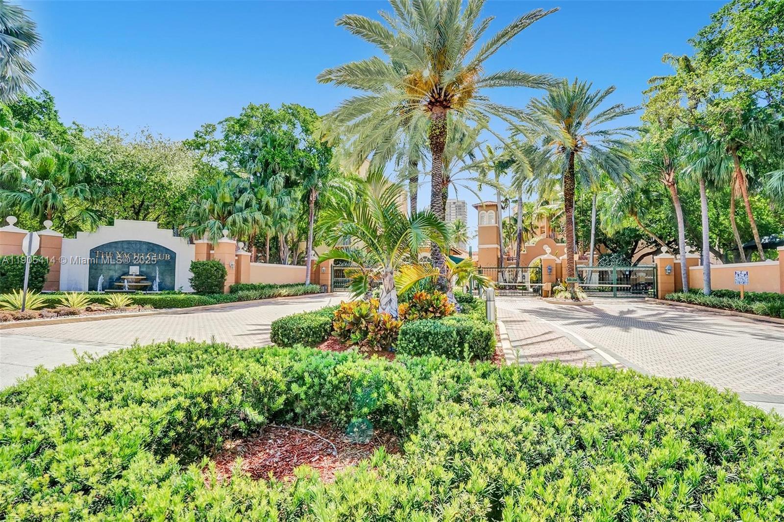 THE YACHT CLUB AT AVENTUR - Residential