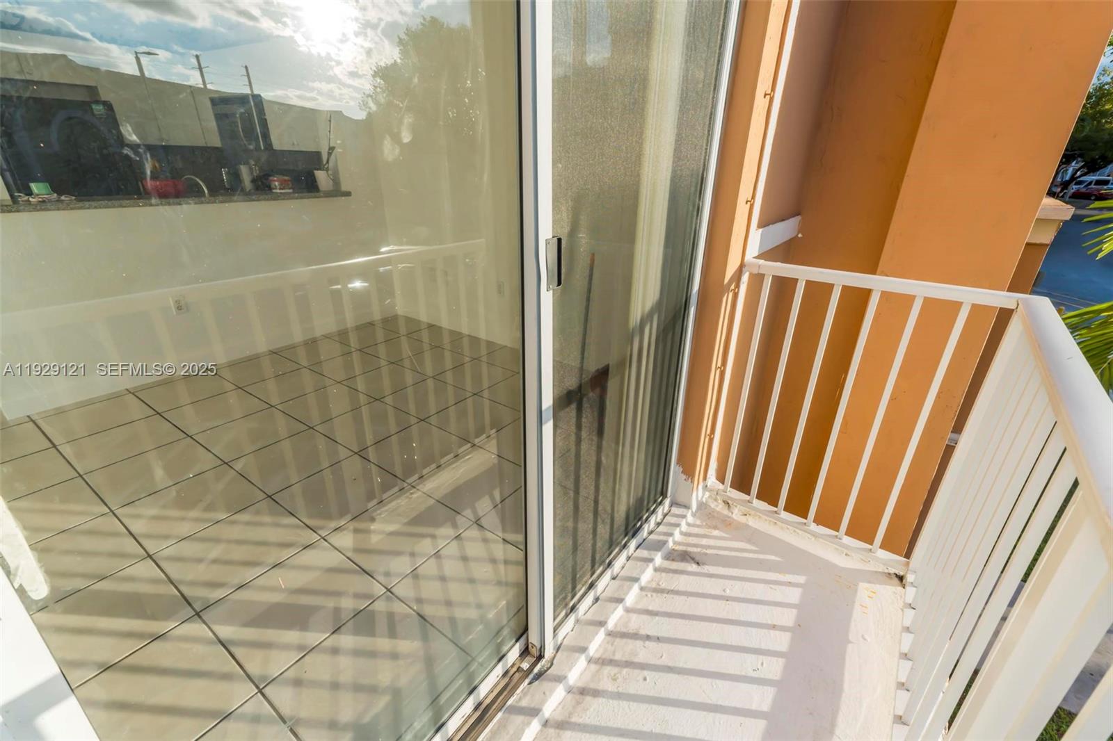 SHOMA HOMES AT COUNTRY CL - Residential