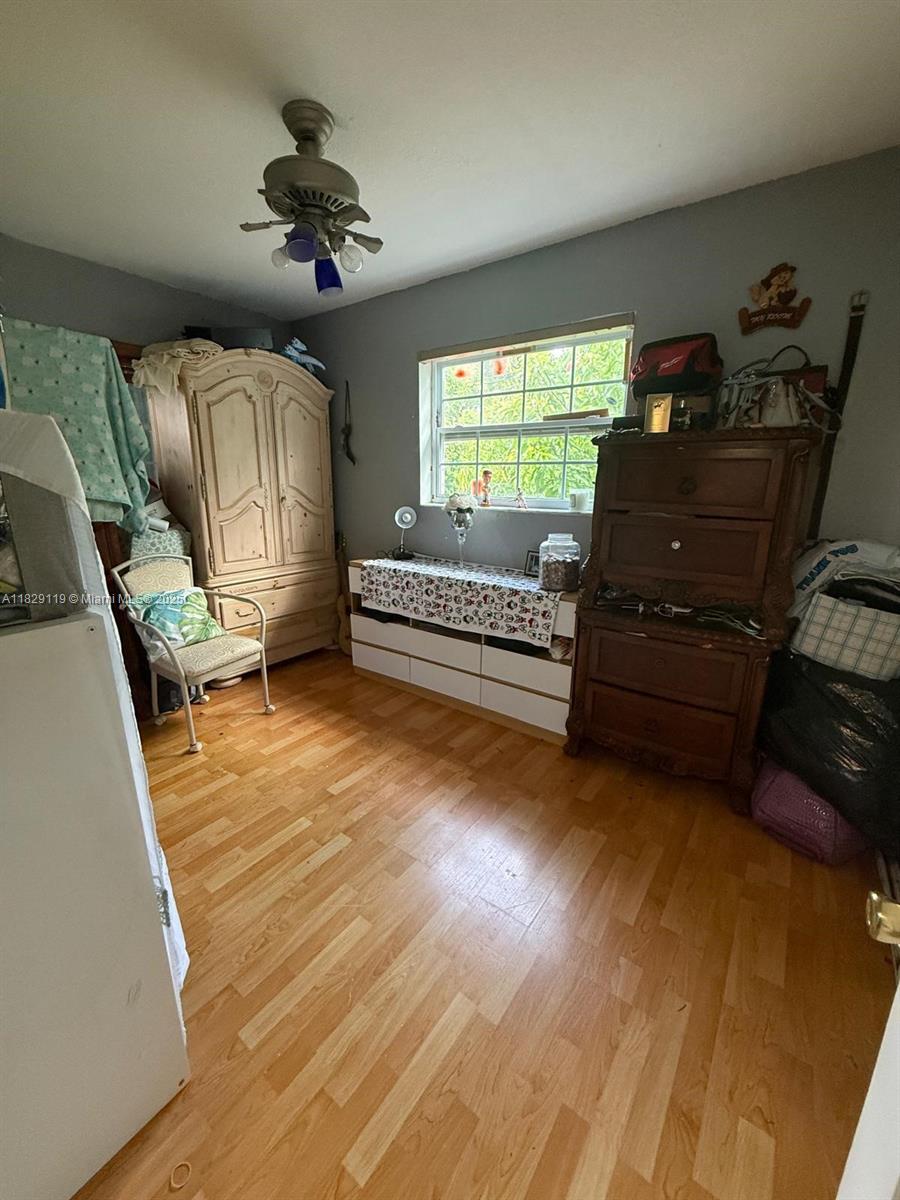 MIRACLE MANOR 3RD ADDN - Residential