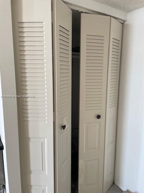 WINSTON TOWERS 500 CONDO - Residential