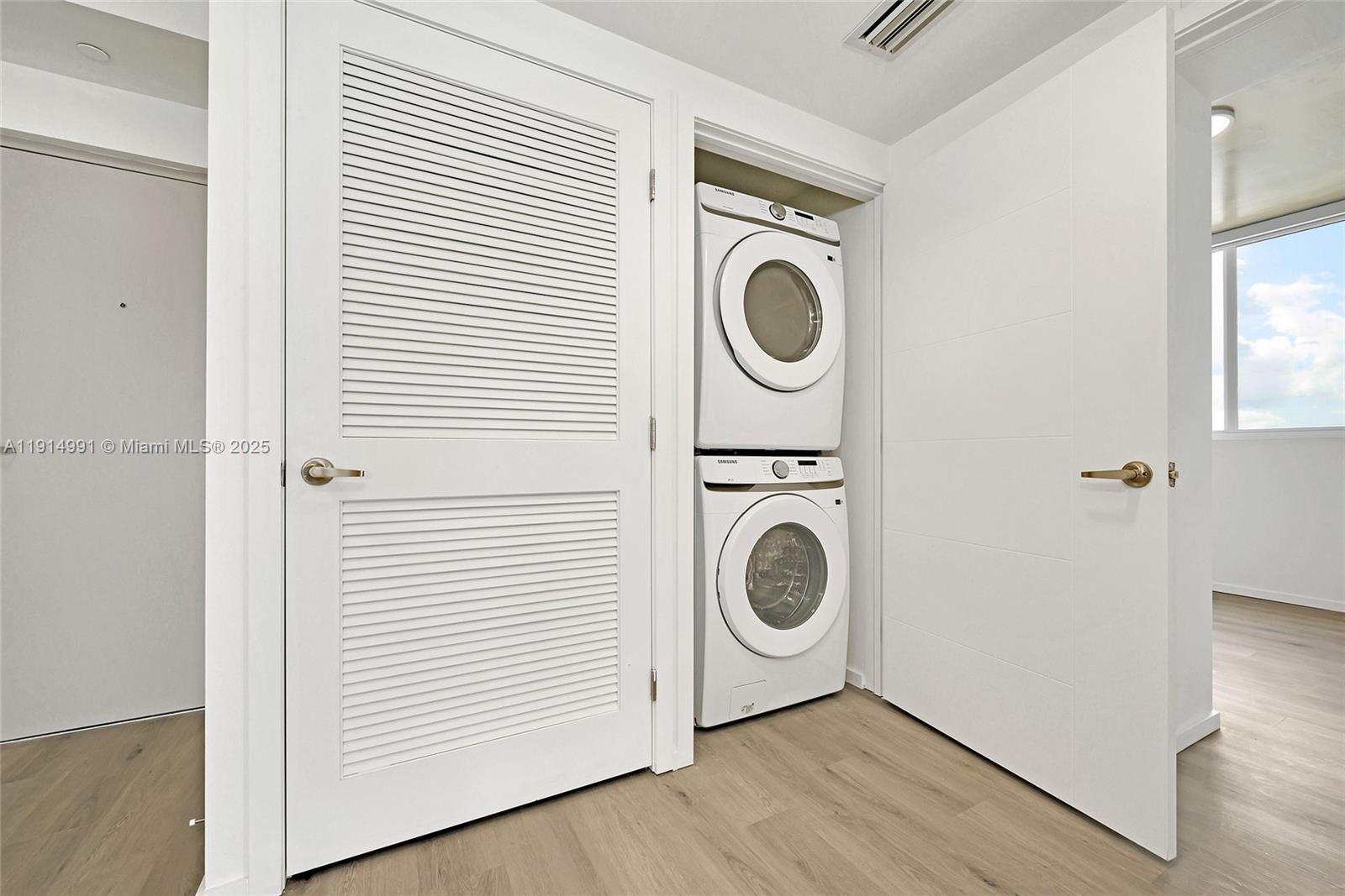 Griffin Park Residences - Residential Lease